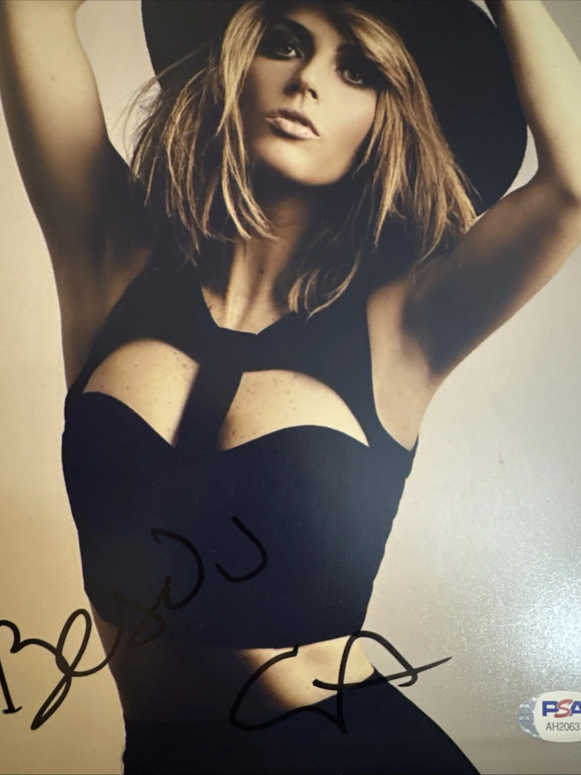 Claudia Alvarez — Claudia Alvarez Signed 8x10 Photo PSA/DNA Autograph Sexy, изображение 3