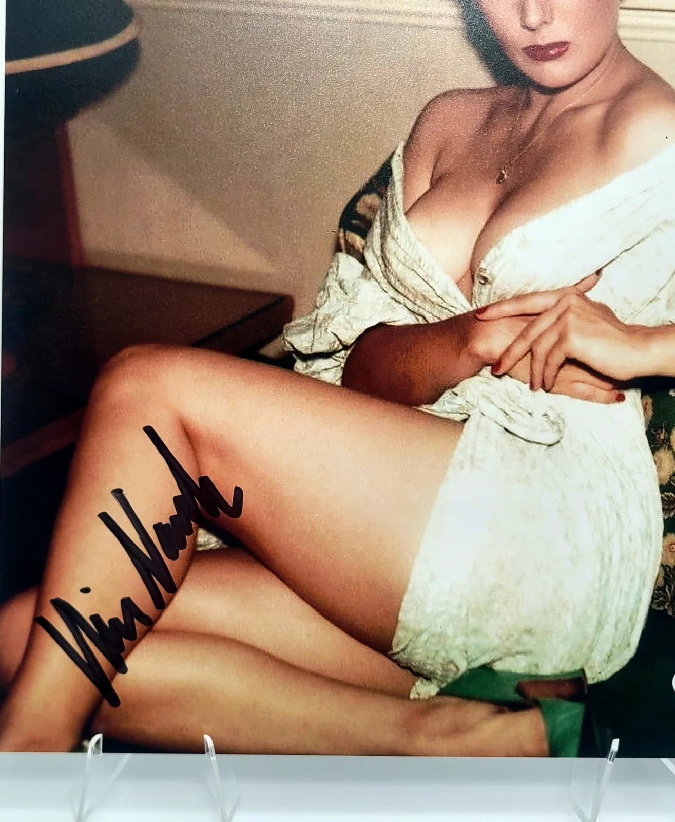 Kim Novak — Kim Novak Autographed 8x10 Photo – Hollywood Legend – JSA Certified, изображение 2
