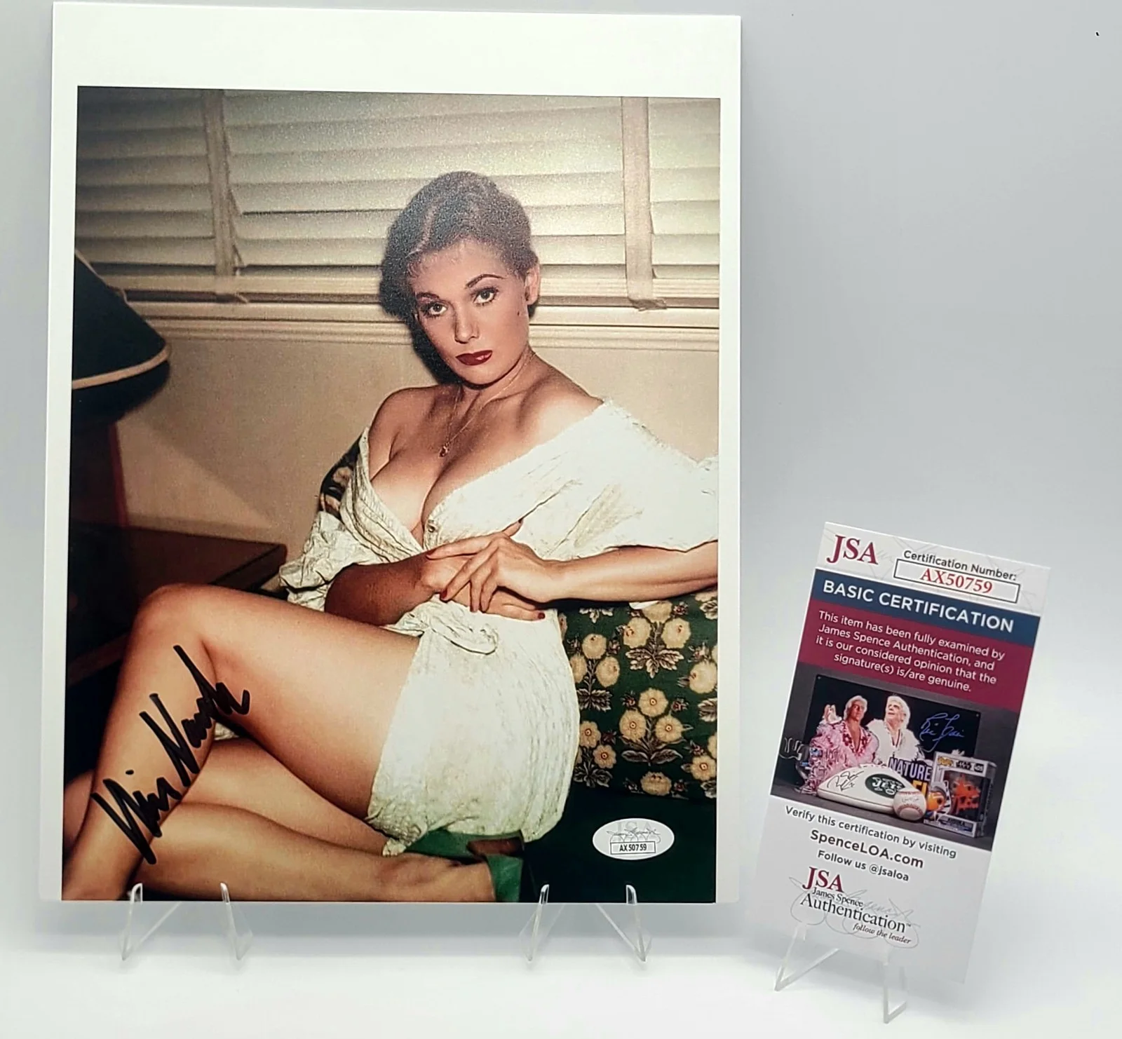 Kim Novak — Kim Novak Autographed 8x10 Photo – Hollywood Legend – JSA Certified, изображение 3