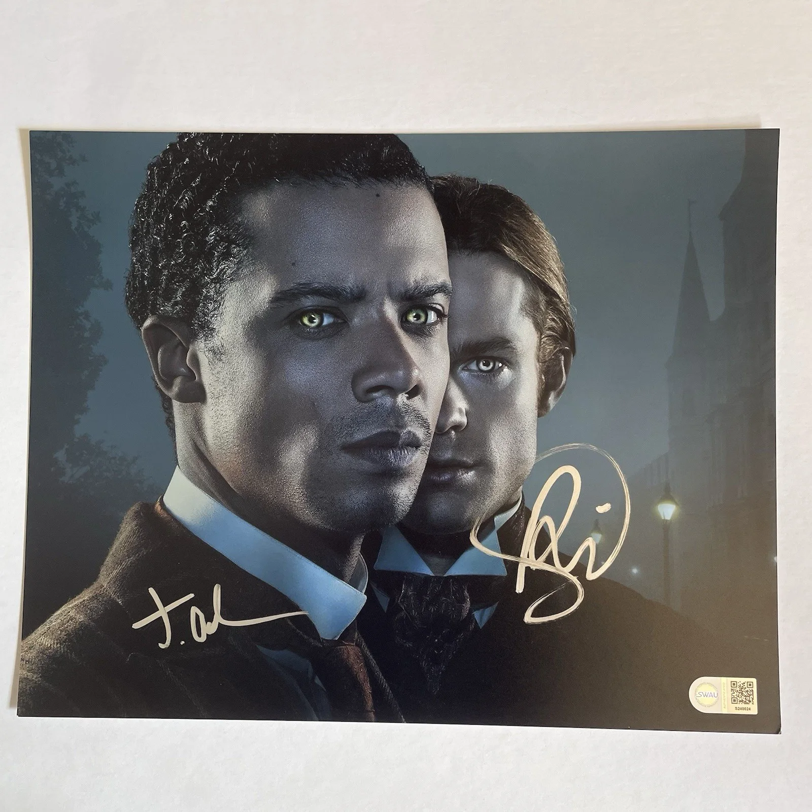 Sam Reid & Jacob Anderson — Jacob Anderson Sam Reid Signed Interview With The Vampire 11x14 Photo SWAU COA