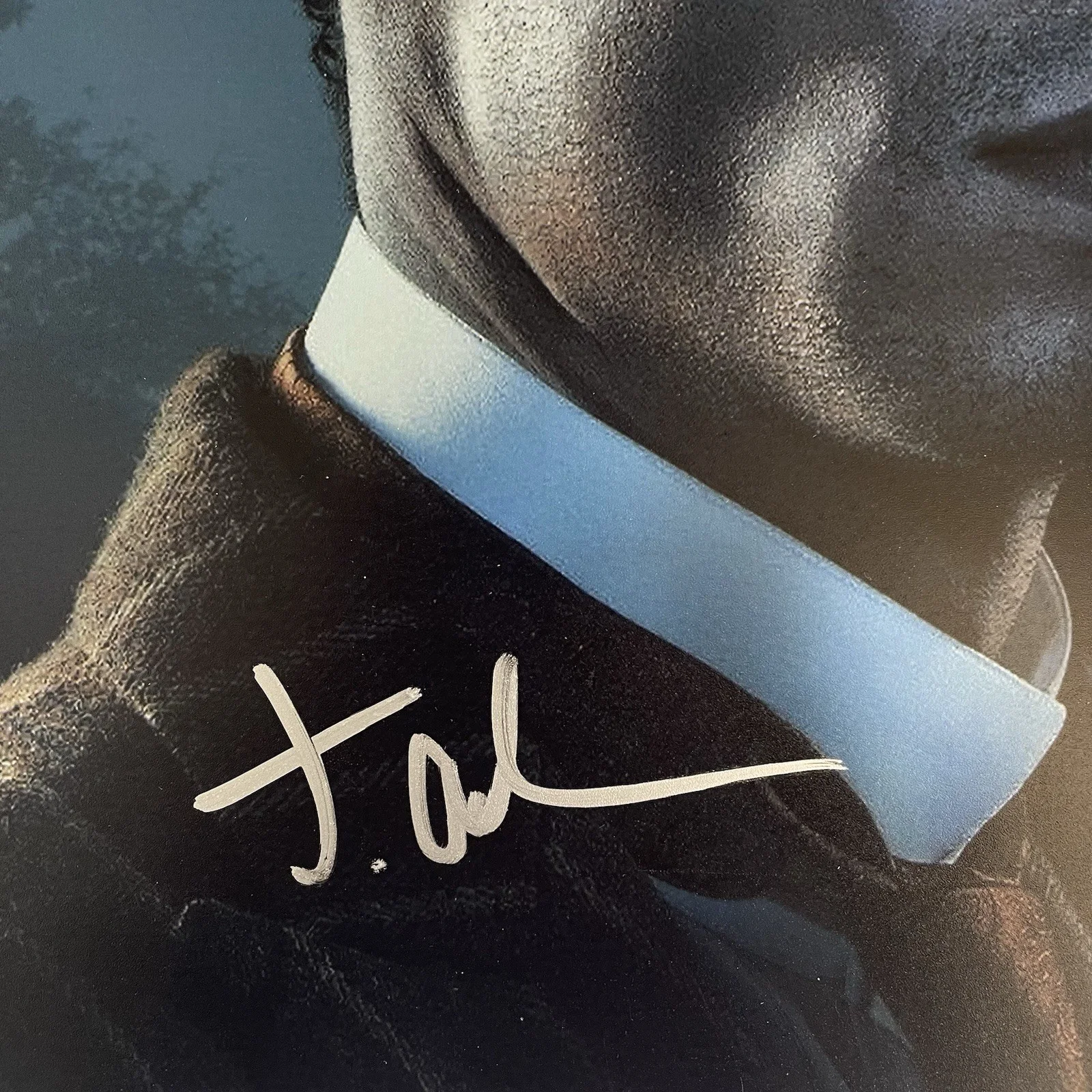 Sam Reid, Jacob Anderson — Jacob Anderson Sam Reid Signed Interview With The Vampire 11x14 Photo SWAU COA, изображение 2