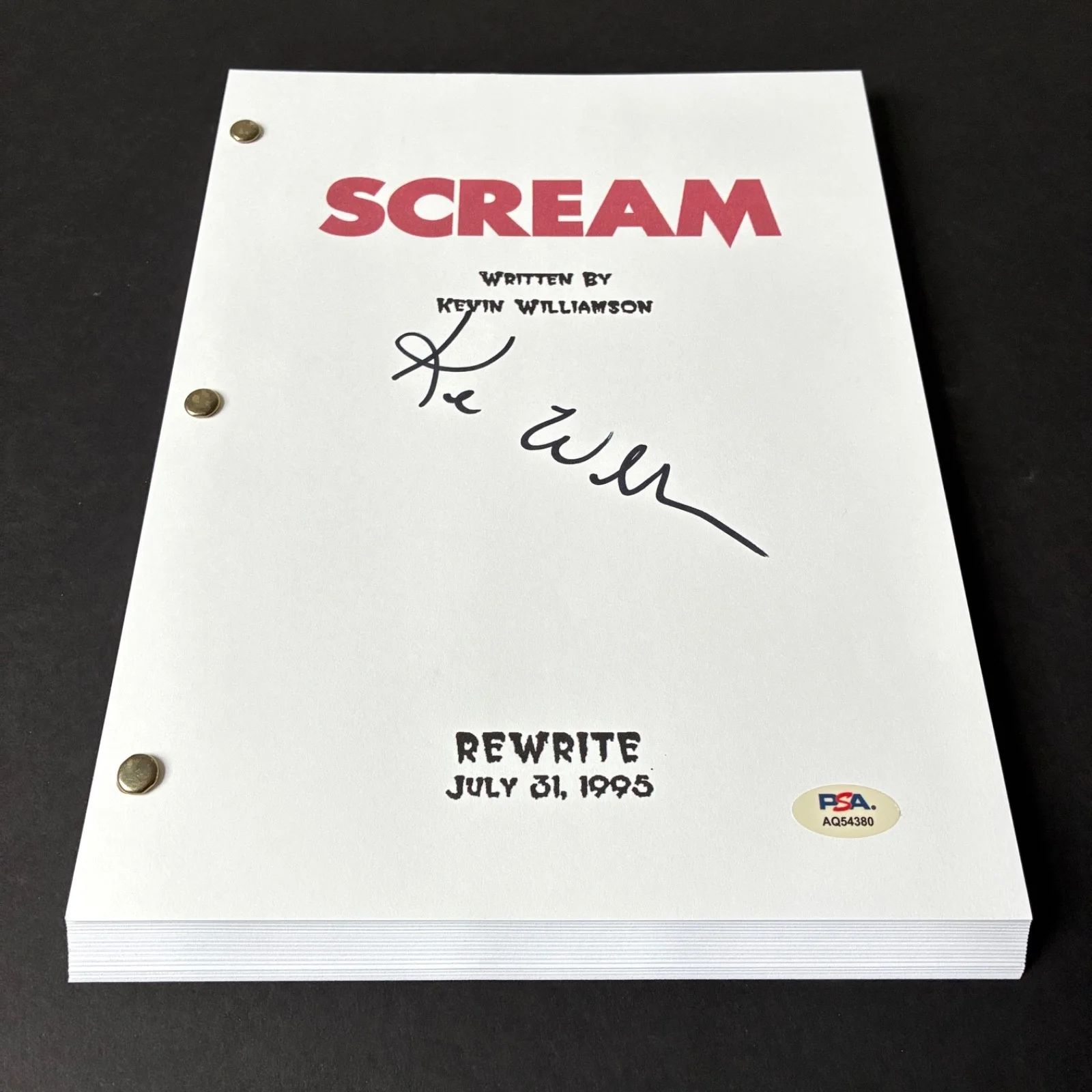Kevin Williamson — KEVIN WILLIAMSON SIGNED SCREAM MOVIE SCRIPT FULL 119 PAGE AUTOGRAPH PSA DNA