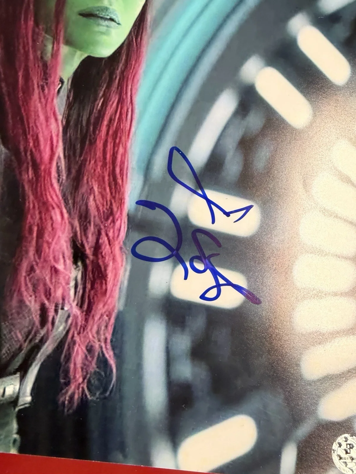 Zoe Saldana signed Gamora 11x14 photo Avengers Guardians autograph ~ Beckett BAS, изображение 2