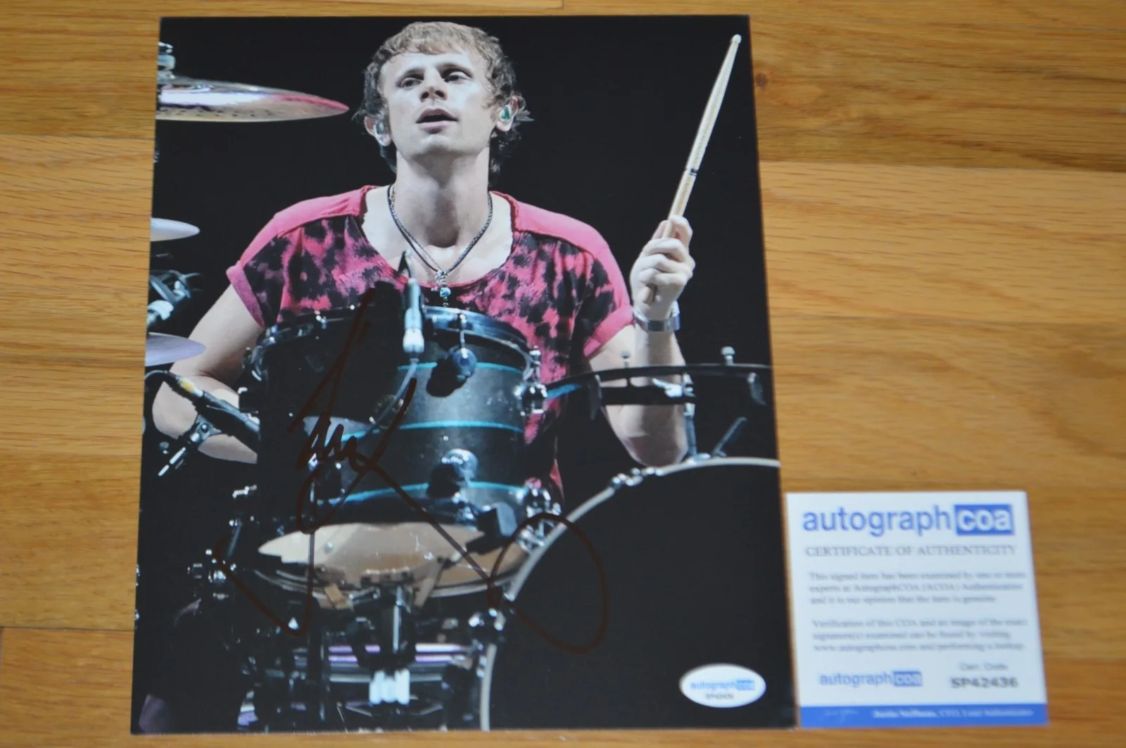 MUSE ~ Dominic Howard Autographed 8x10 Color Photo with AUTOGRAPH COA, image 5