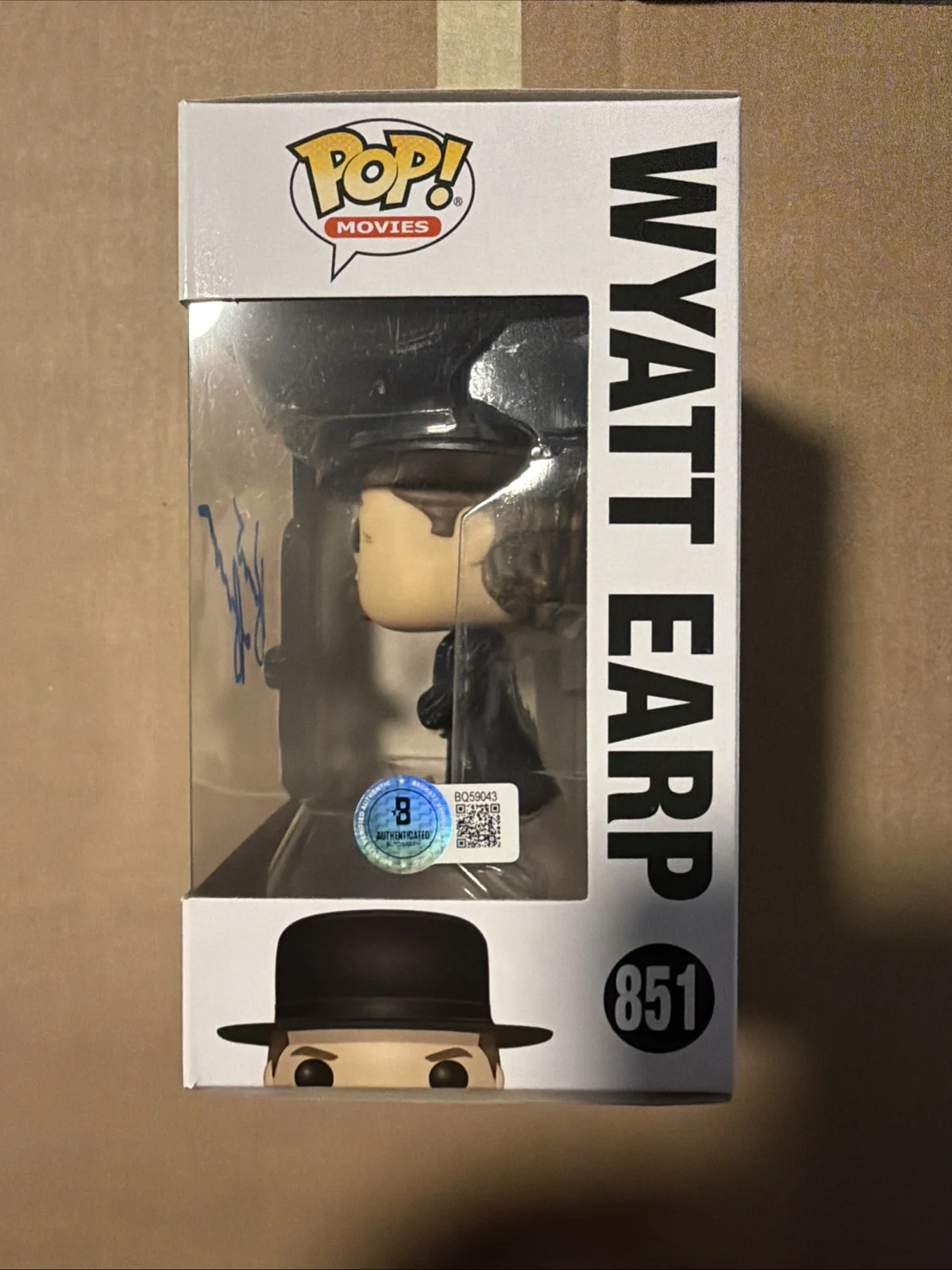 Kurt Russell — Kurt Russell Autographed Tombstone Wyatt Earp Funko Pop! Beckett COA, изображение 2
