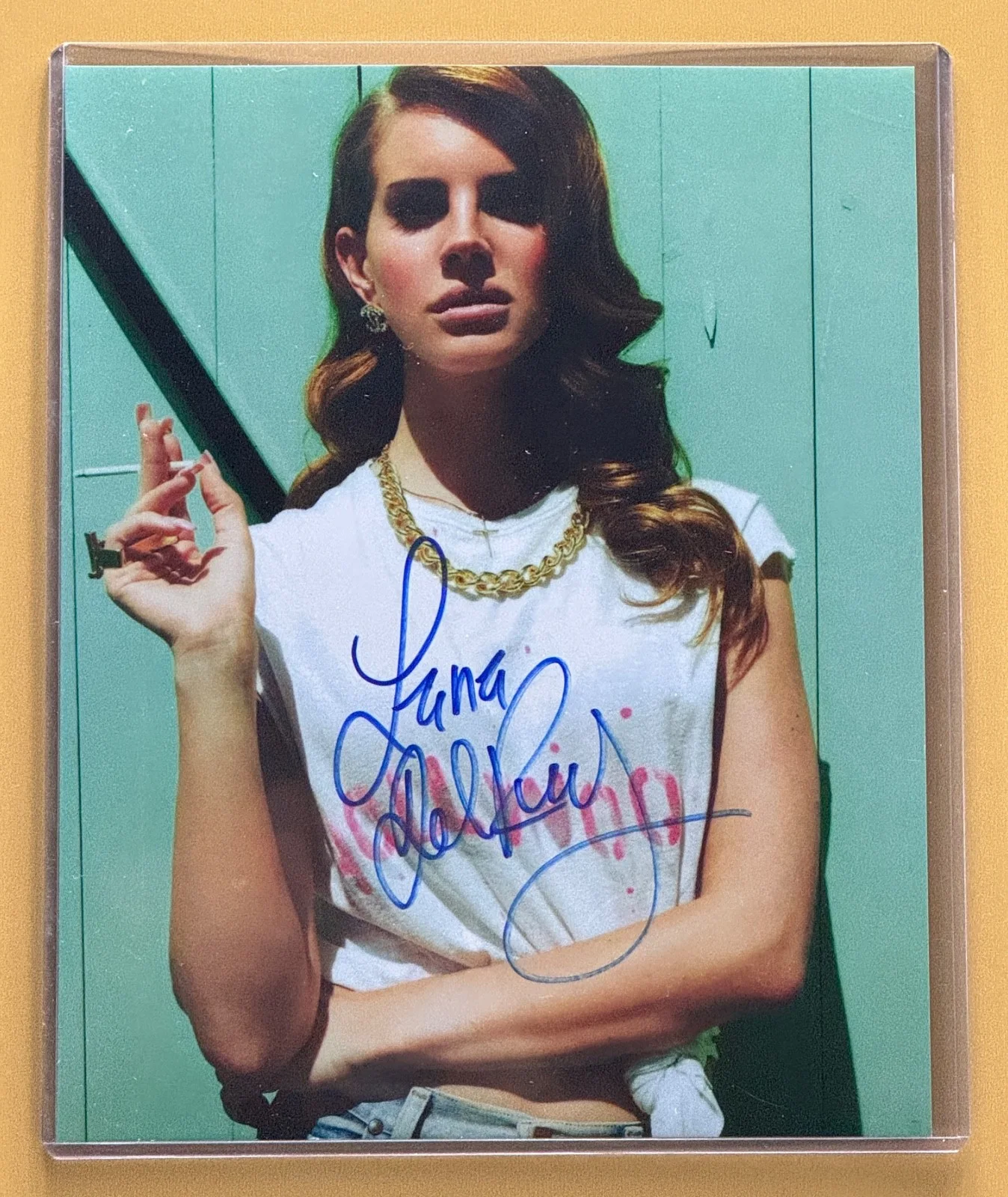 LANA DEL REY — SIGNED LANA DEL REY Photo with COA - Slipcover - Ships FREE