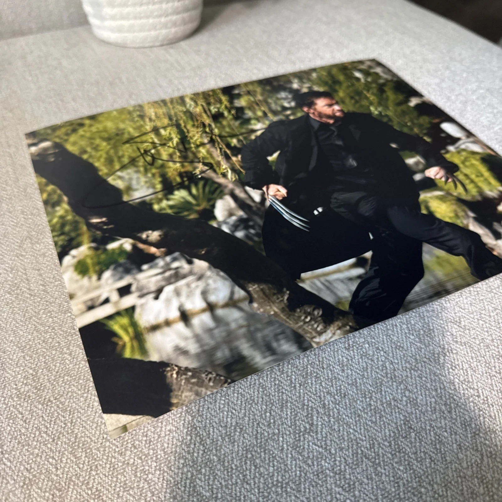Hugh Jackman — Hugh Jackman Signed X-MEN: Logan (Deadpool & Wolverine) 8x10" Autograph w/COA, изображение 2