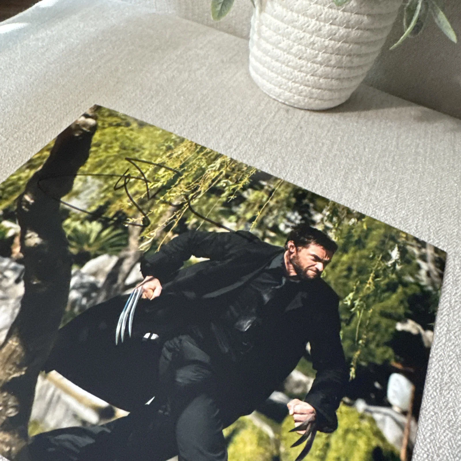 Hugh Jackman — Hugh Jackman Signed X-MEN: Logan (Deadpool & Wolverine) 8x10" Autograph w/COA, изображение 3
