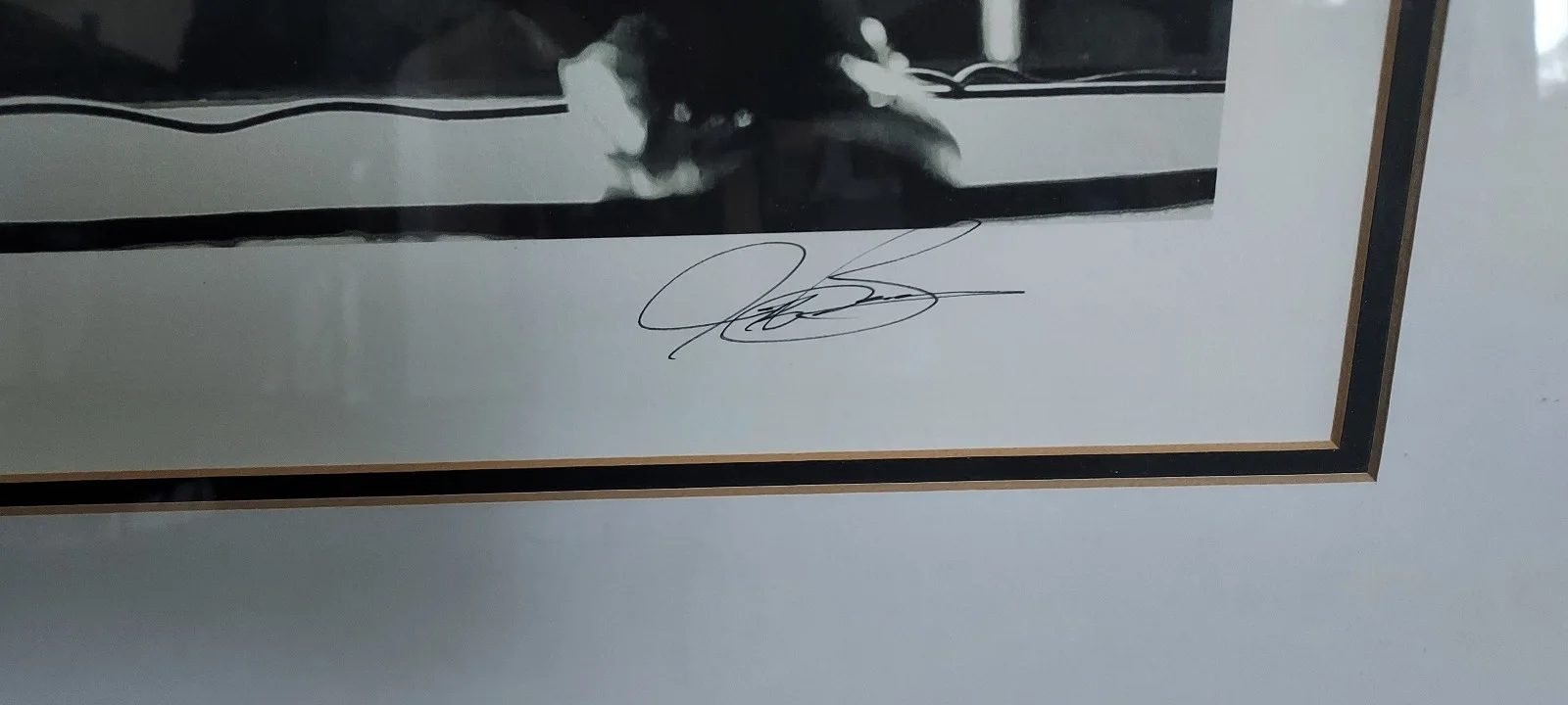 Joe Bonamassa Signed Picture Framed Large 34" x 25", image 3