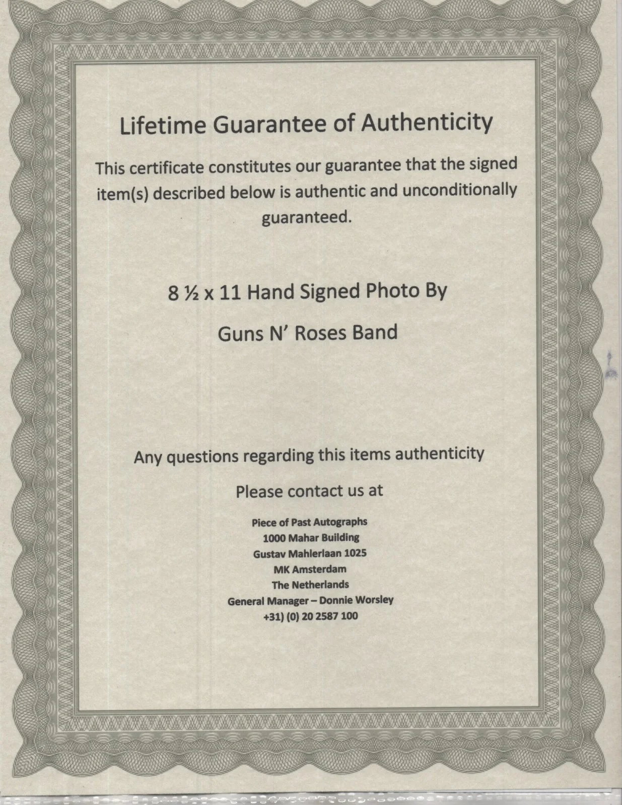 GUNS N' ROSES BAND - GREAT ROCKERS - ALL HAND SIGNED AUTOGRAPHED PHOTO WITH COA, изображение 2