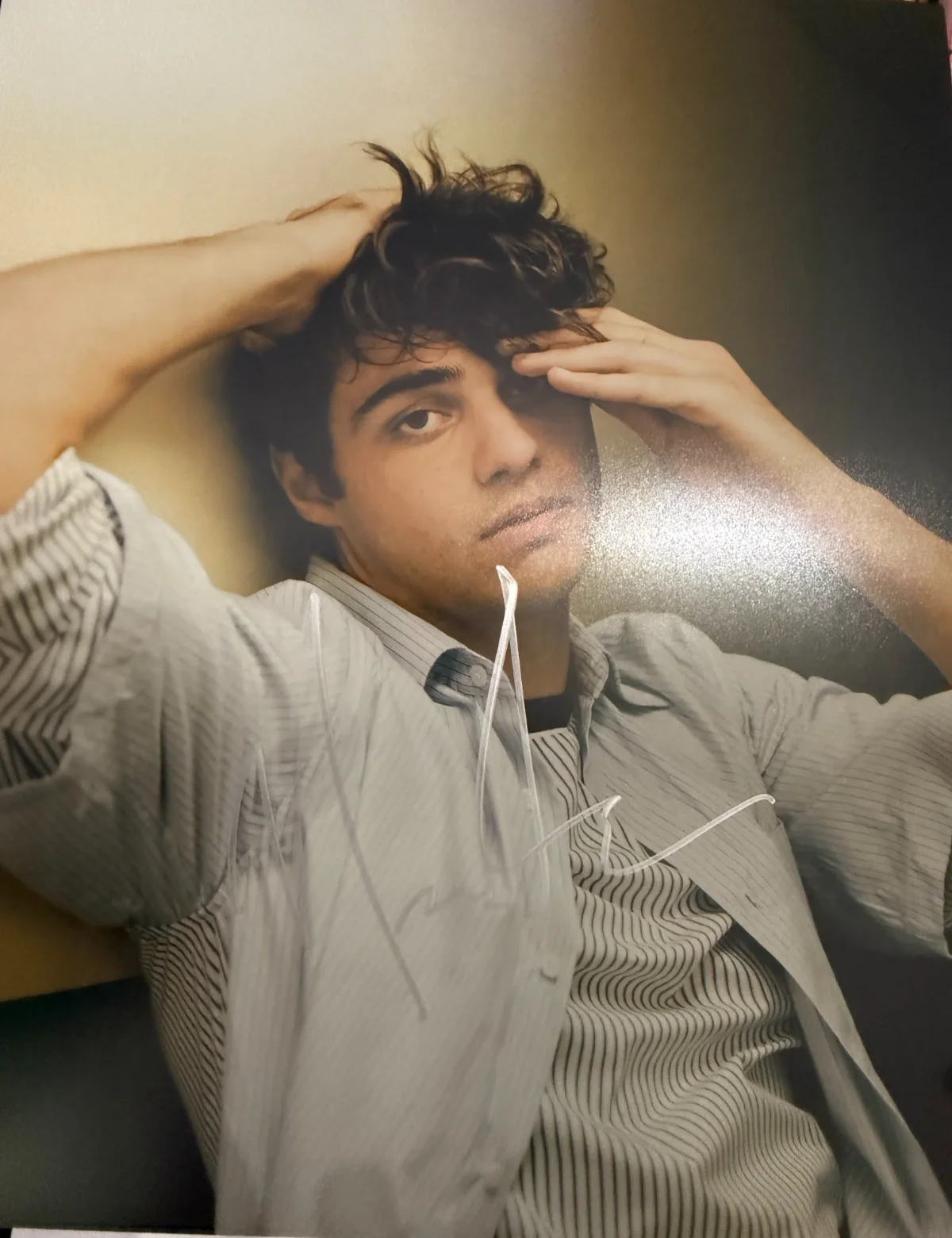 Noah Centineo — Noah Centineo Signed 11x14 photo All The Boys The Recruit, Perfect Date UACC COA, изображение 2