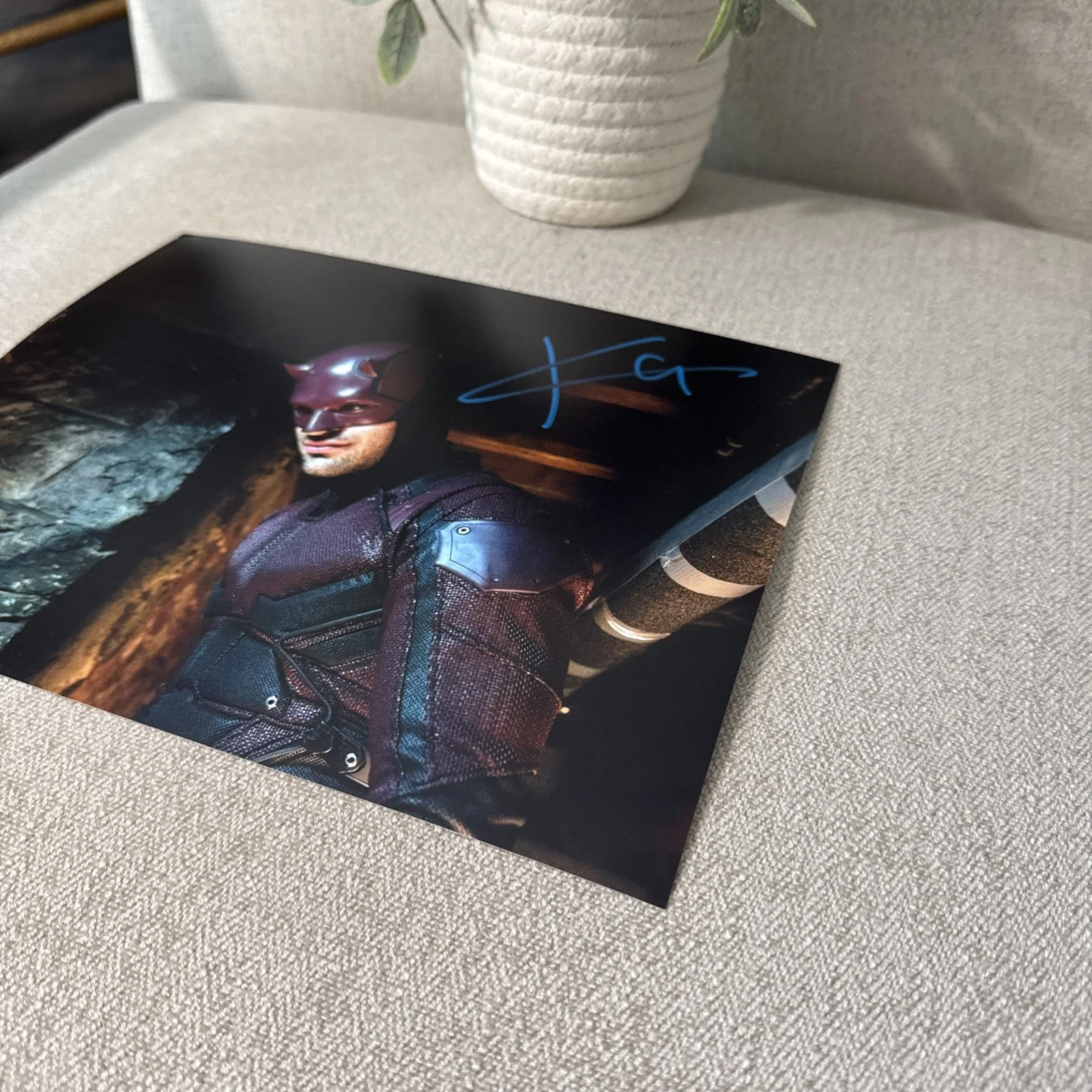 DAREDEVIL CHARLIE COX MARVEL Signed Autographed 8x10 Photo w/COA & Hologram !!, image 2