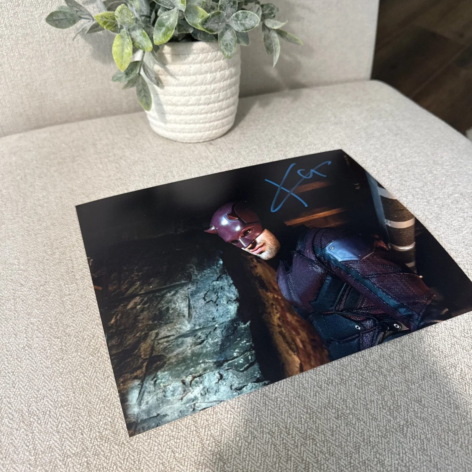 DAREDEVIL CHARLIE COX MARVEL Signed Autographed 8x10 Photo w/COA & Hologram !!, image 3