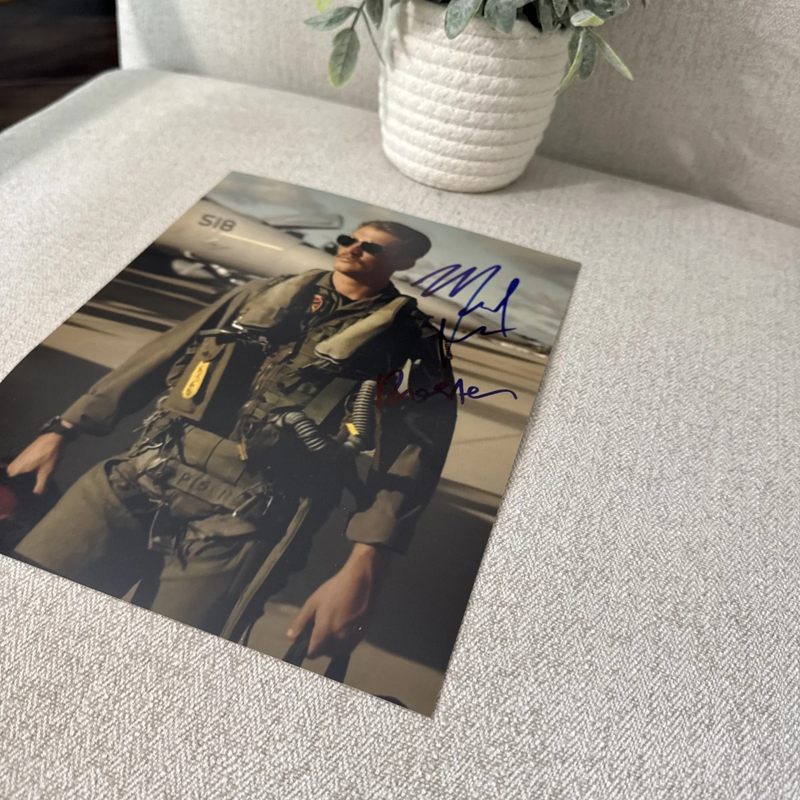 Miles Teller Signed 8x10 Photo Autographed Top Gun: Maverick Rooster w/COA Holo, изображение 3