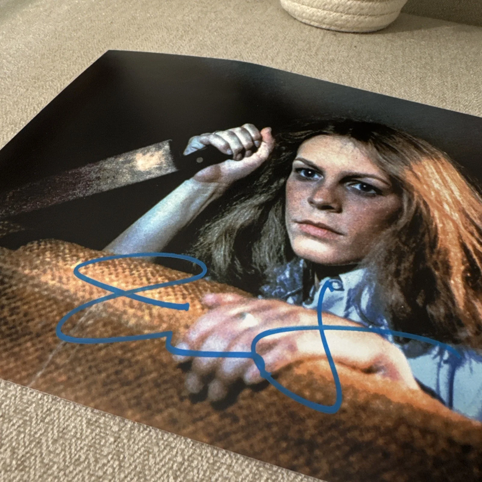 Jamie Lee Curtis HALLOWEEN Signed Autographed 8x10 Photo w/COA & Hologram Rare!, изображение 4