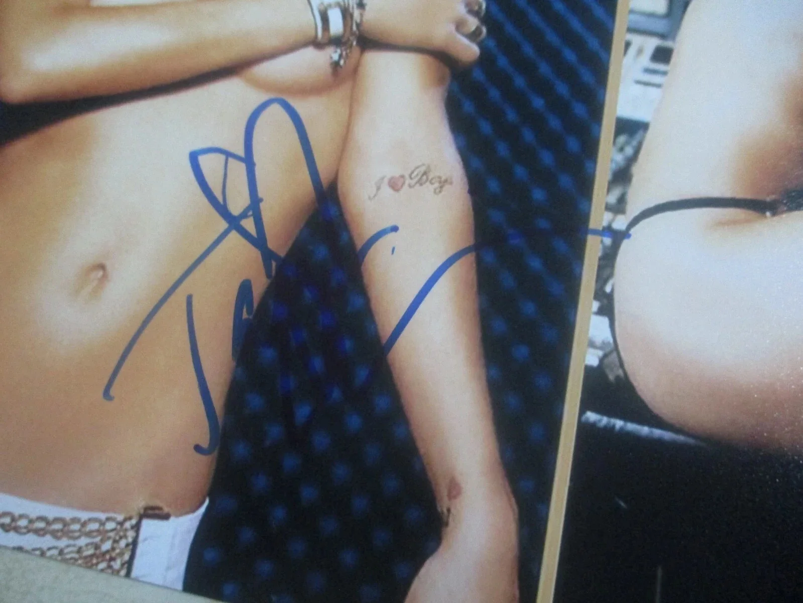 TARYN MANNING — TARYN MANNING authentic signed/autographed 8x10 photo--ORANGE IS THE NEW BLACK, image 3