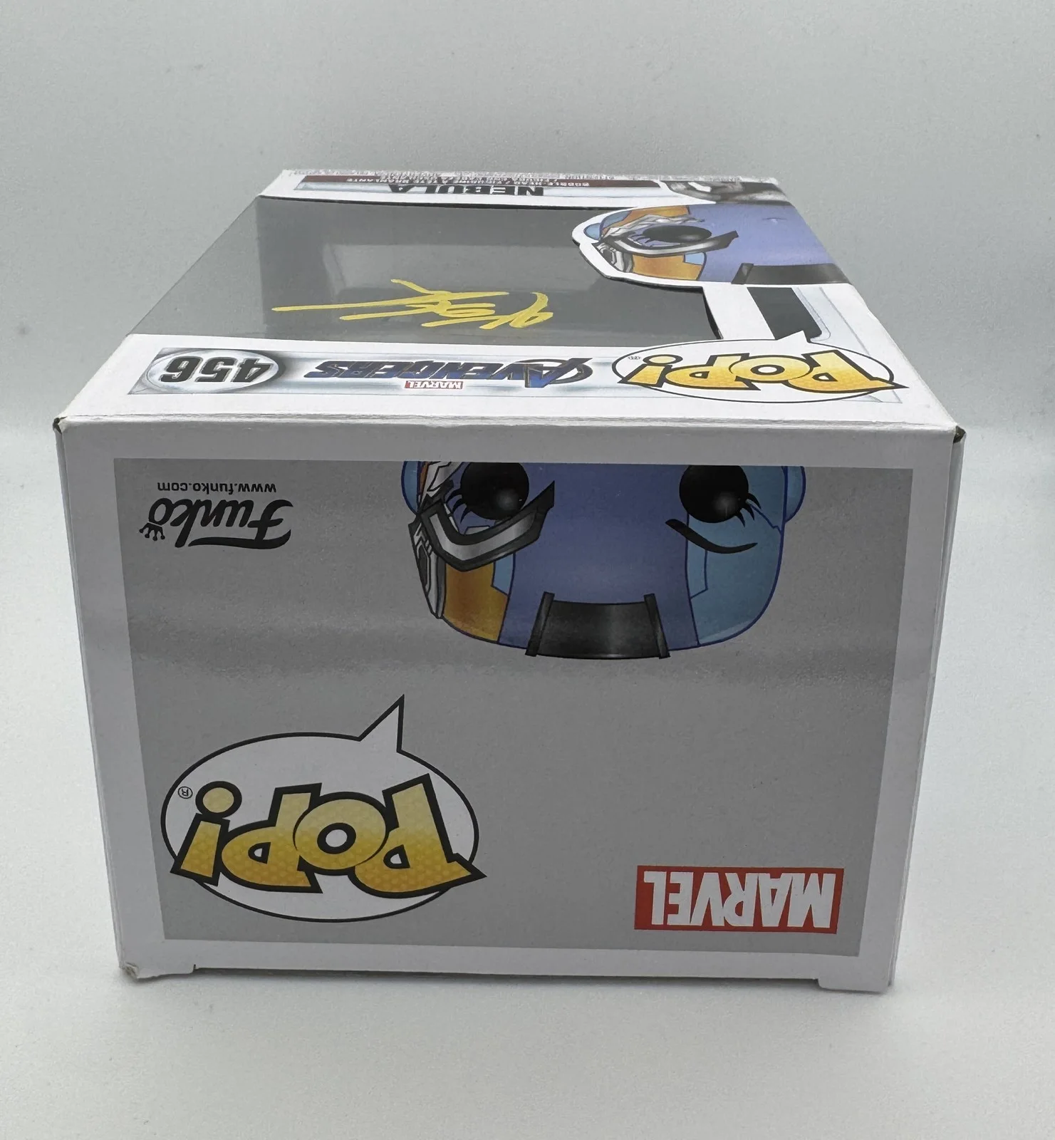 Karen Gillan — Karen Gillan "Avengers" AUTOGRAPH Signed 'Nebula' 456 Funko Pop Figure ACOA, изображение 3