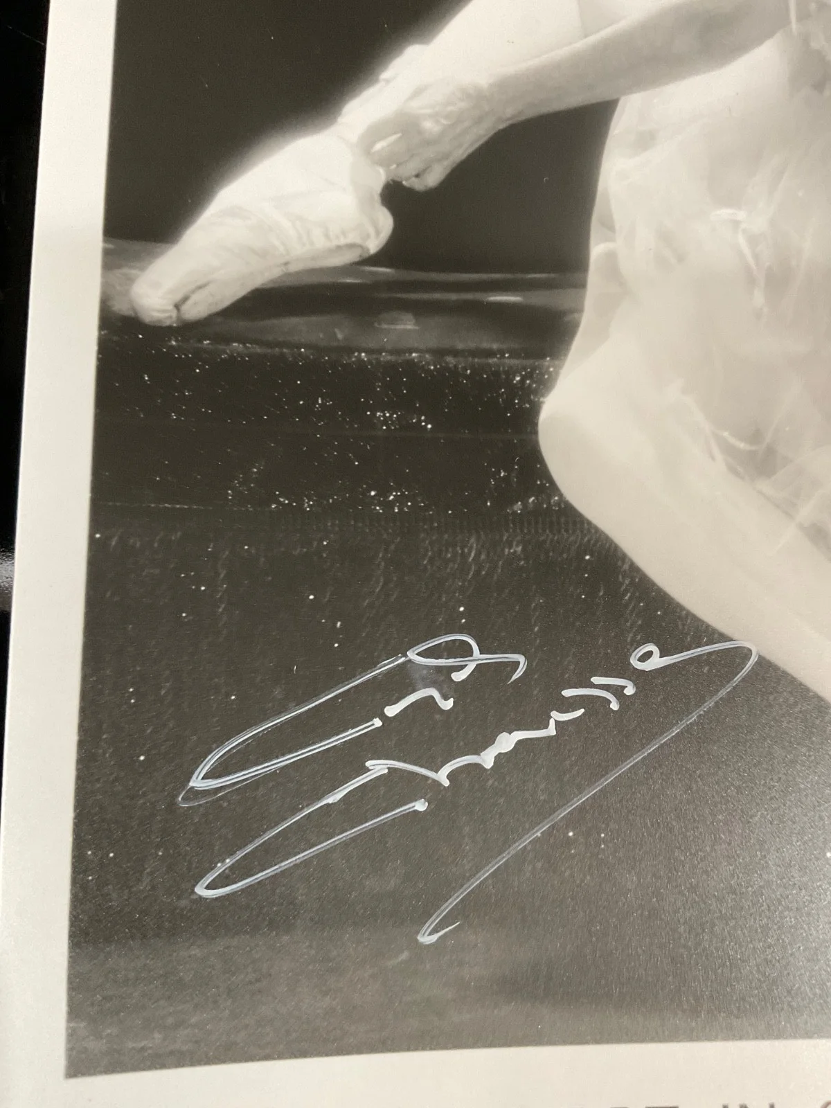 CID Charisse — DECEASED CYD CHARISSE SIGNED 8x10 GRAND HOTEL THE. MUSICAL JSA CK 39546, изображение 2