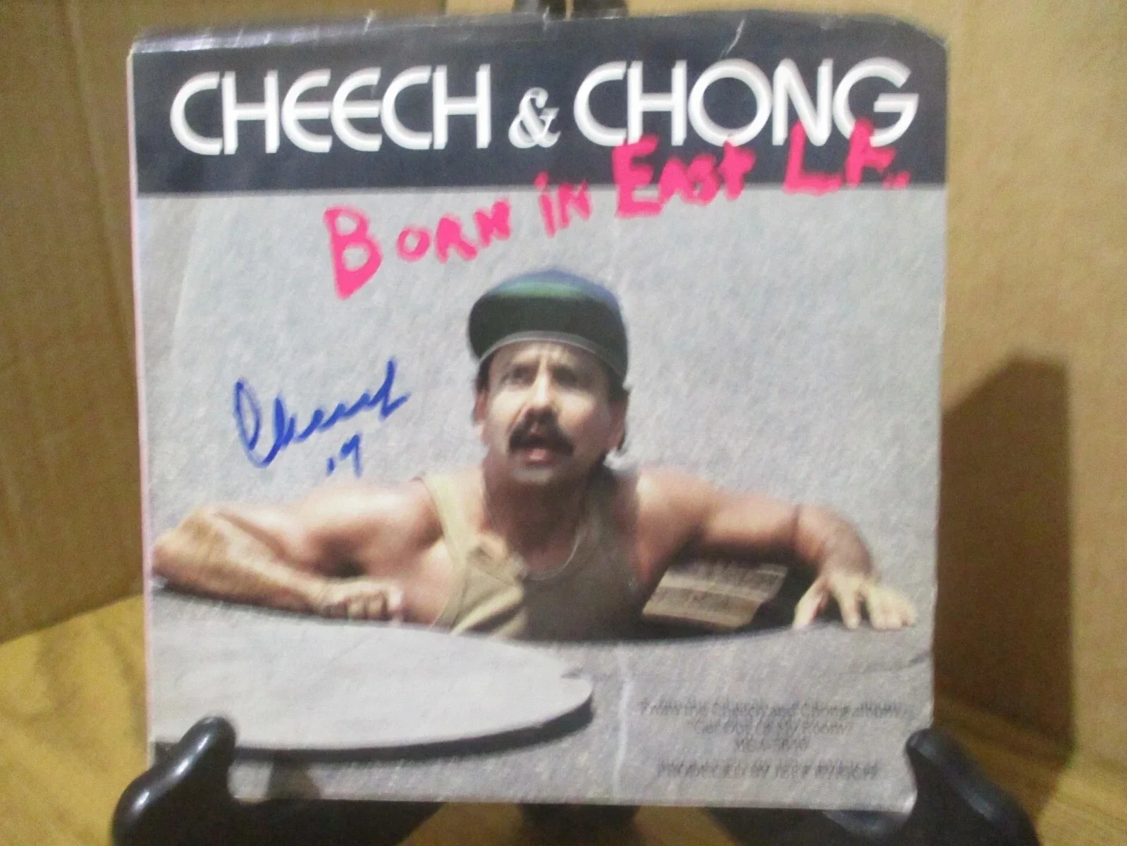 CHEECH & CHONG AUTHENTIC SIGNED/AUTOGRAPHED VINYL 45 RECORD-JSA CERTIFIED, image 2