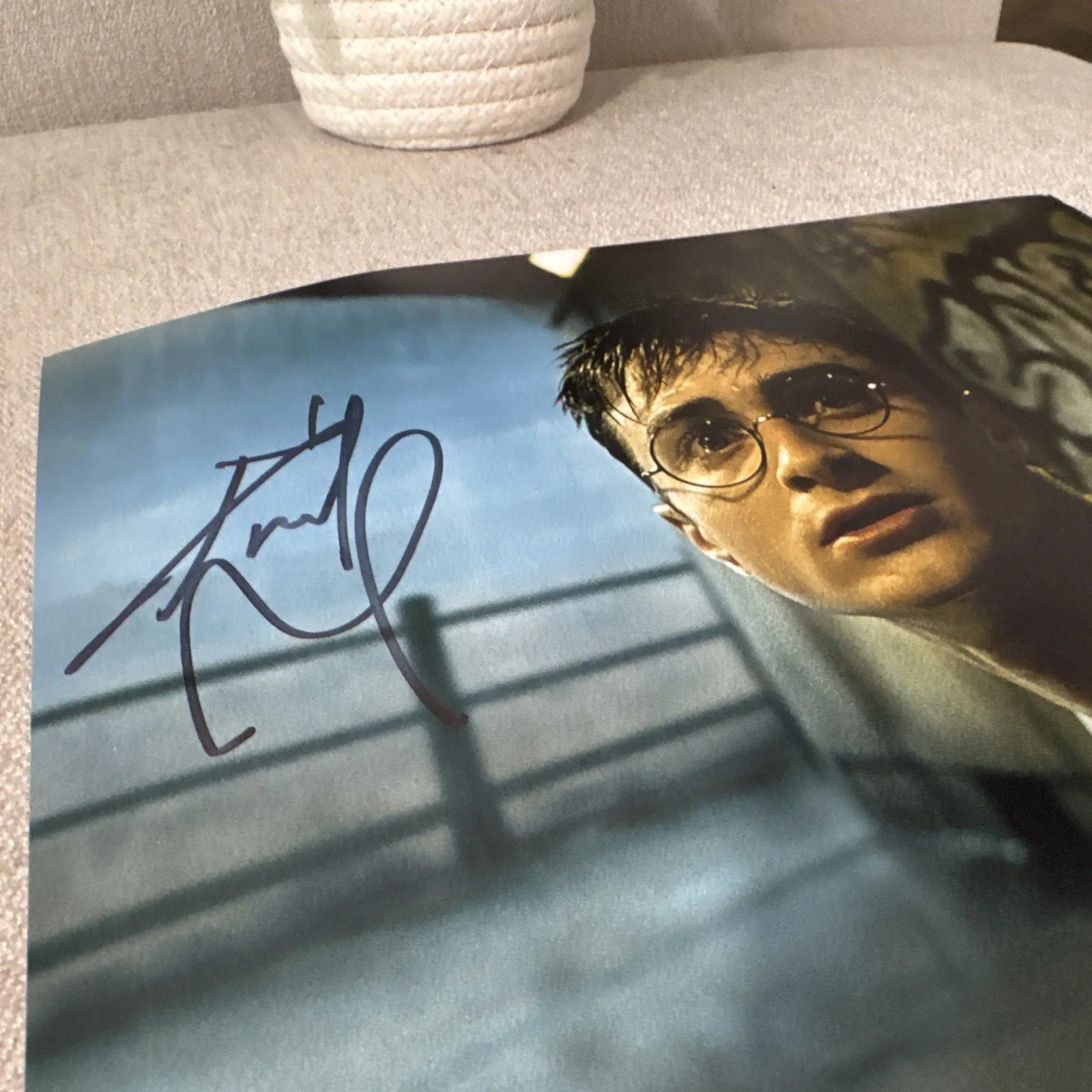 DANIEL RADCLIFFE — DANIEL RADCLIFFE SIGNED AUTOGRAPH "HARRY POTTER" 8x10 RARE PHOTO w/COA Proof !!, изображение 4