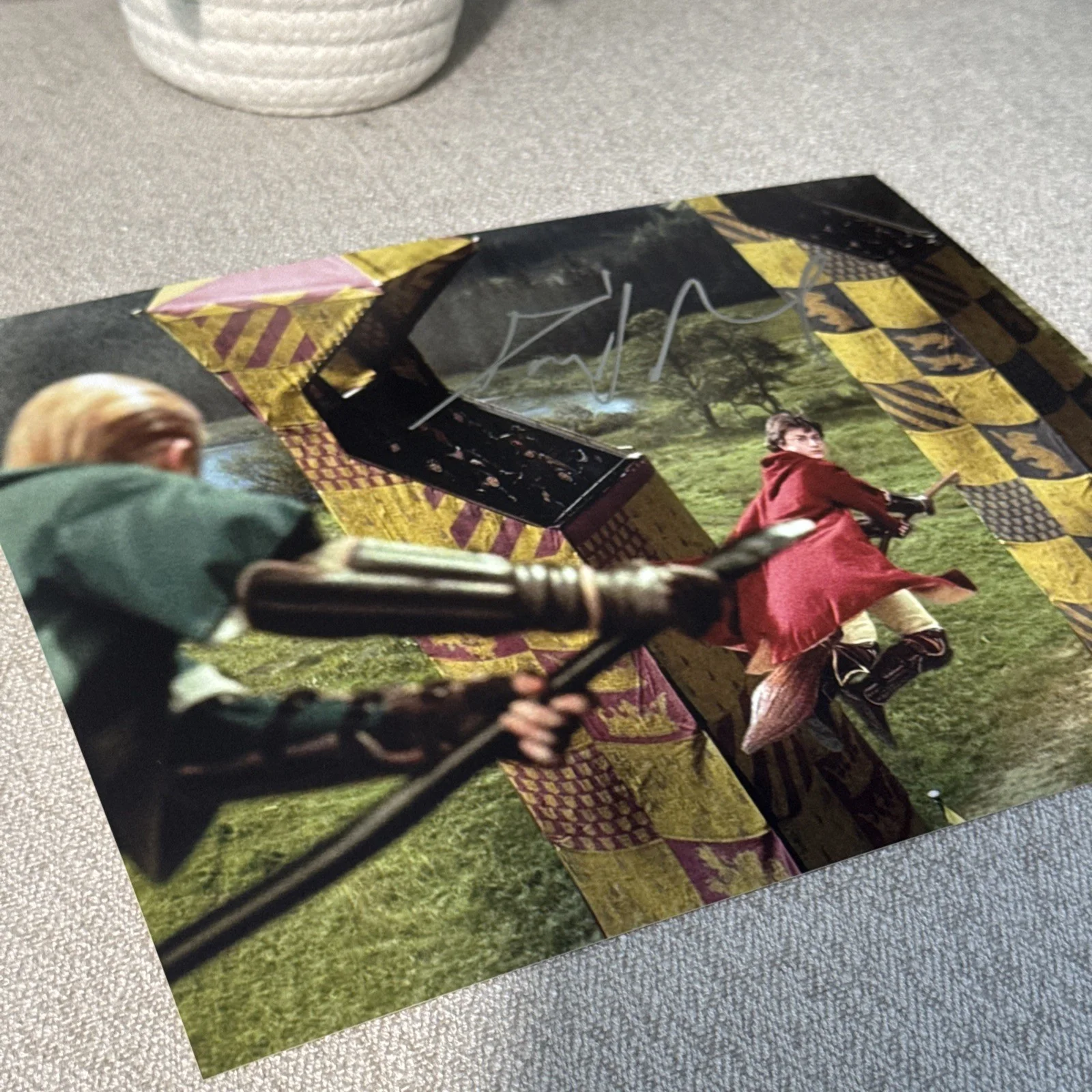 DANIEL RADCLIFFE — DANIEL RADCLIFFE SIGNED AUTOGRAPH "HARRY POTTER" 8x10 RARE PHOTO w/COA Proof !!, изображение 3