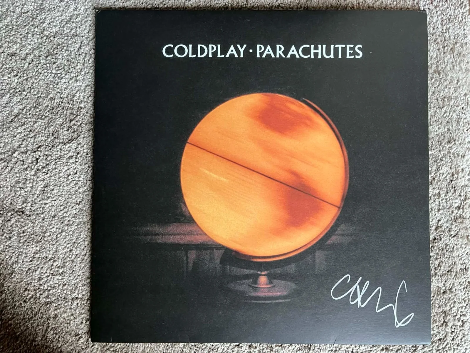 CHRIS MARTIN COLDPLAY SIGNED PARACHUTES VINYL AUTOGRAPHED RARE ALBUM, image 2