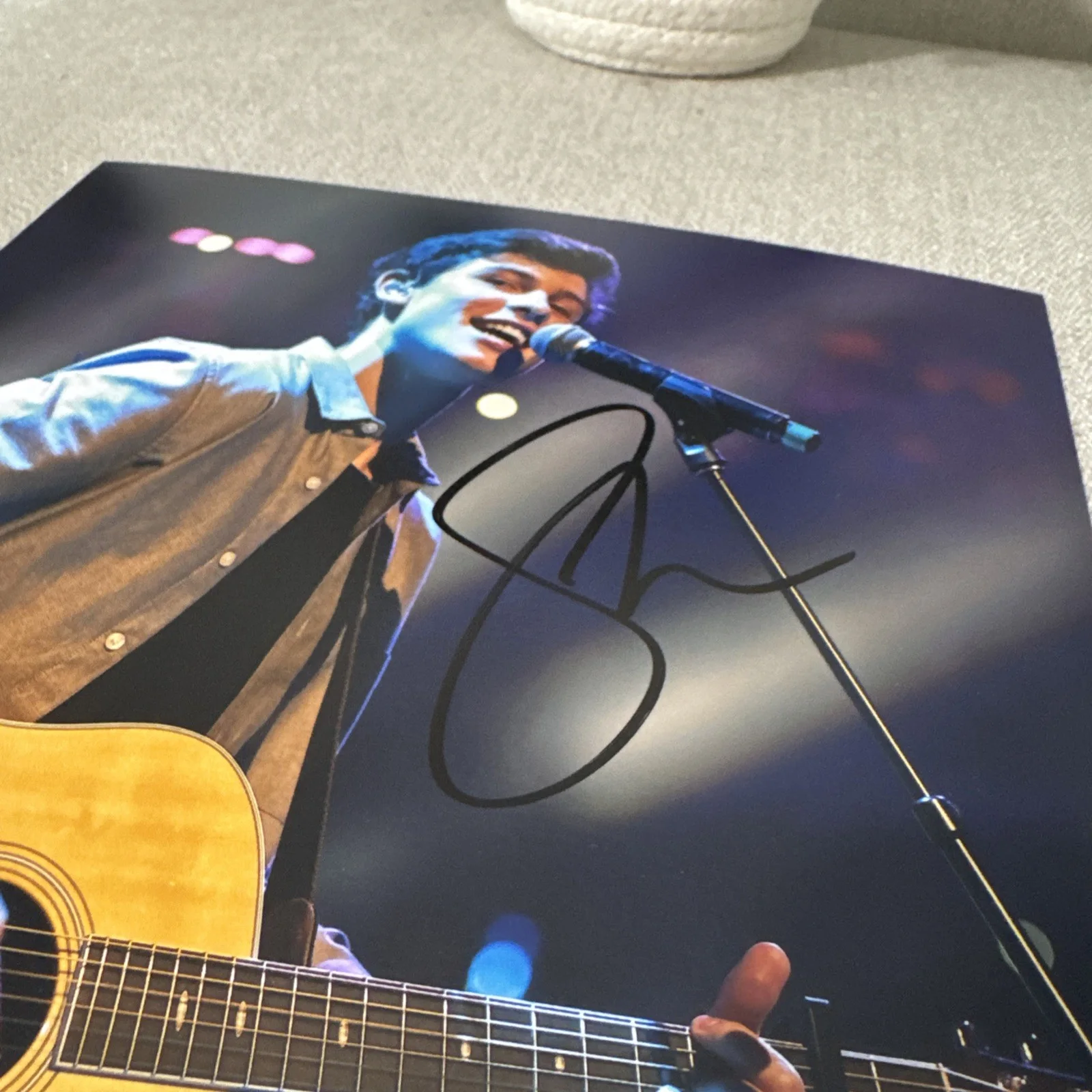 SHAWN MENDES Pop Star Movie TV Star Autographed Signed 8x10 Photo with COA holo, изображение 4