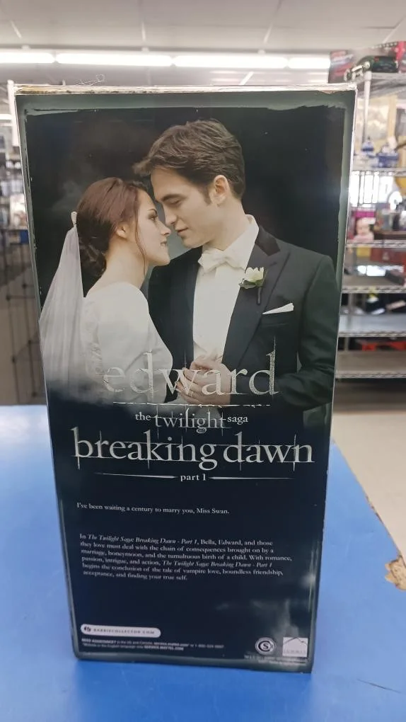 BREAKING DAWN EDWARD VAMPIRE (C26032511), image 3