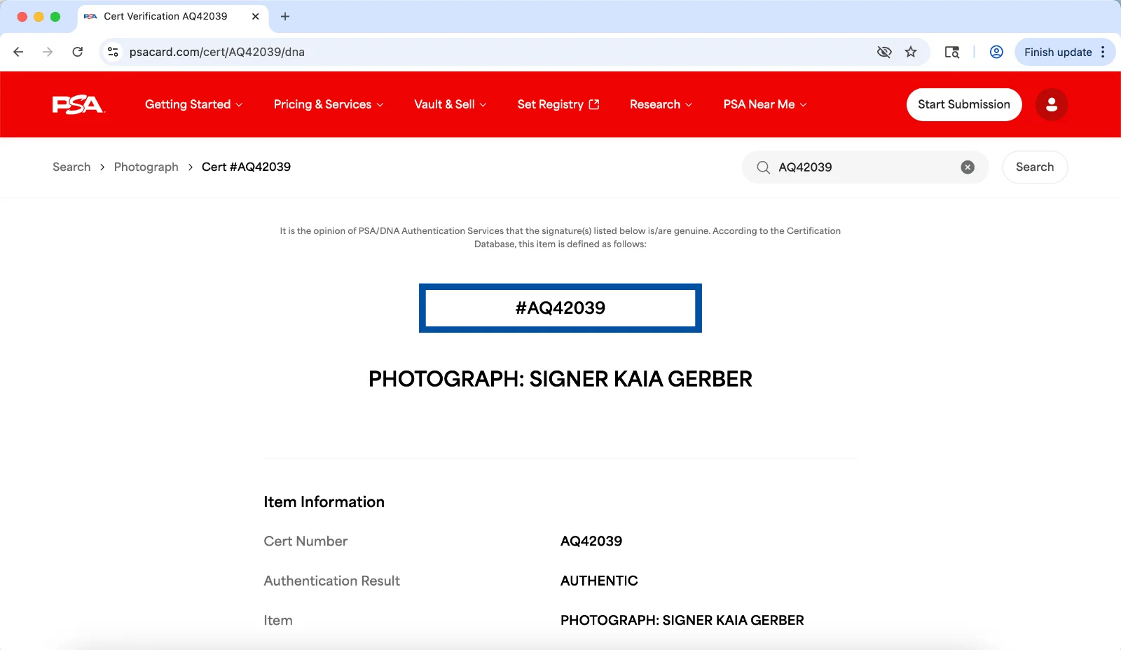 Kaia Gerber — Kaia Gerber signed 8x10 photo autograph PSA DNA photoshoot underwear couch, изображение 3