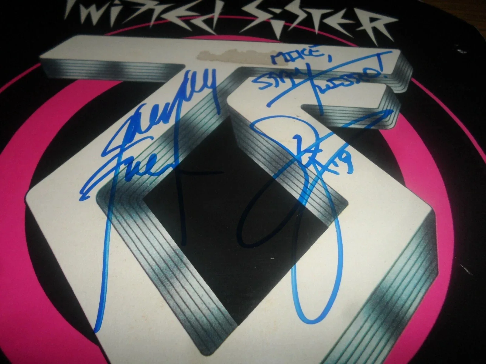 TWISTED SISTER AUTHENTIC AUTOGRAPHED/SIGNED VINYL RECORD ALBUM DEE SNIDER--JSA, image 2