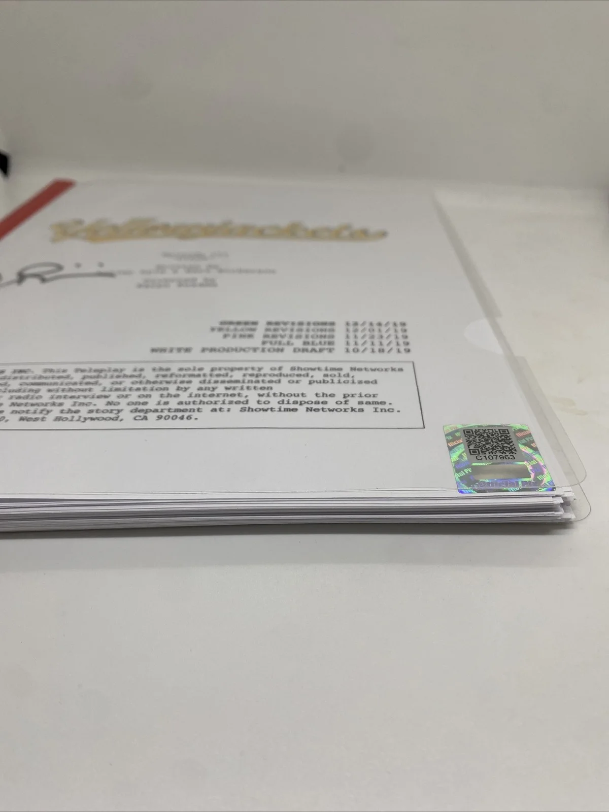 Christina Ricci Jasmin Savoy Brown Liv Hewson Sammi Hanratty — YELLOWJACKETS SIGNED FULL PILOT SCRIPT CHRISTINA RICCI w/ Official Pix COA, изображение 4