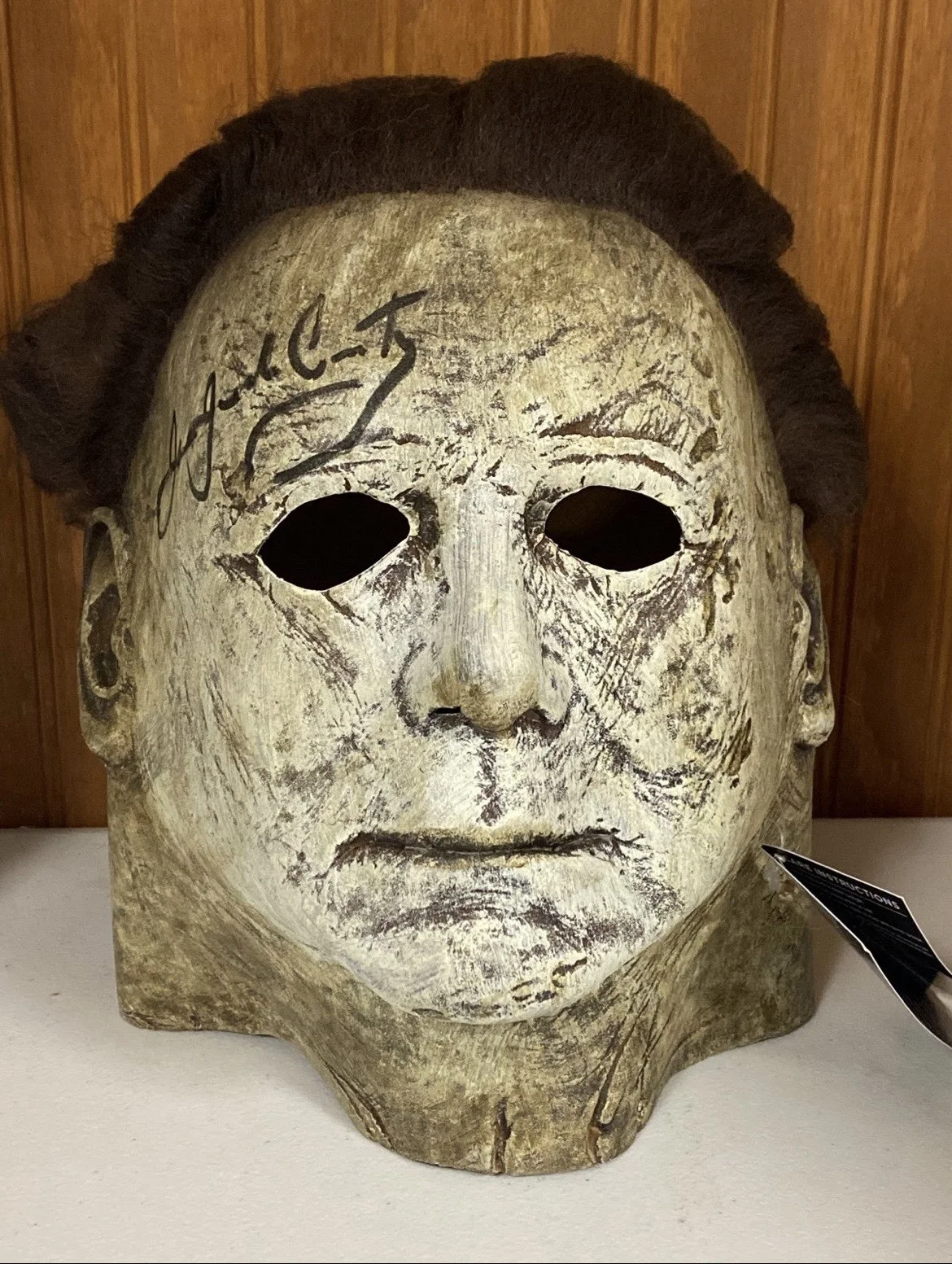 JAMES JUDE COURTNEY — JAMES JUDE COURTNEY MICHAEL MYERS AUTOGRAPHED SIGNED MASK PROOF JSA COA AF66861