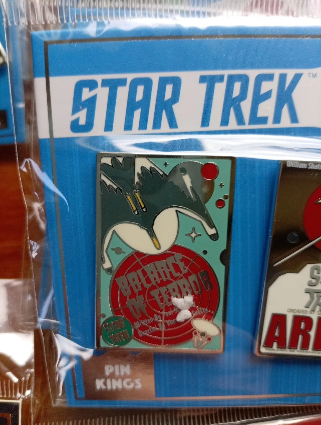PIN KINGS STAR TREK ENAMEL PIN BADGE SET 1.3 BALANCE OF TERROR ARENA NEW Arena, изображение 3