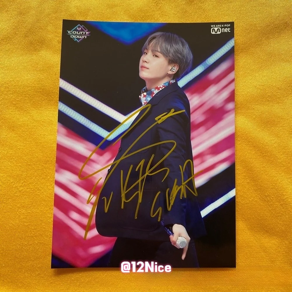 BTS SUGA AUTOGRAPHED SIGNED PHOTO K-POP COLLECTIBLES 4*6 2025 #Nice, изображение 4