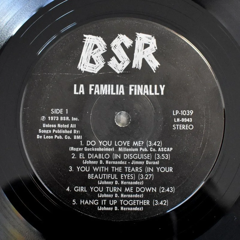 La Familia Inc. - Finally (LP), image 5
