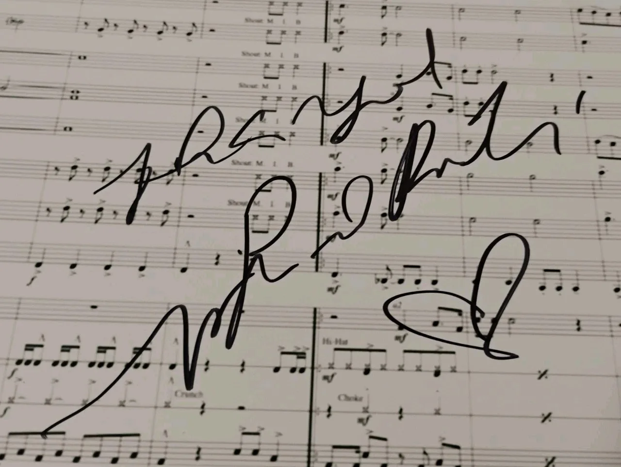 PATRICE RUSHEN ICONIC SONGWRITER SIGNED MEN IN BLACK SHEET MUSIC 8X10 PHOTO RARE, изображение 2