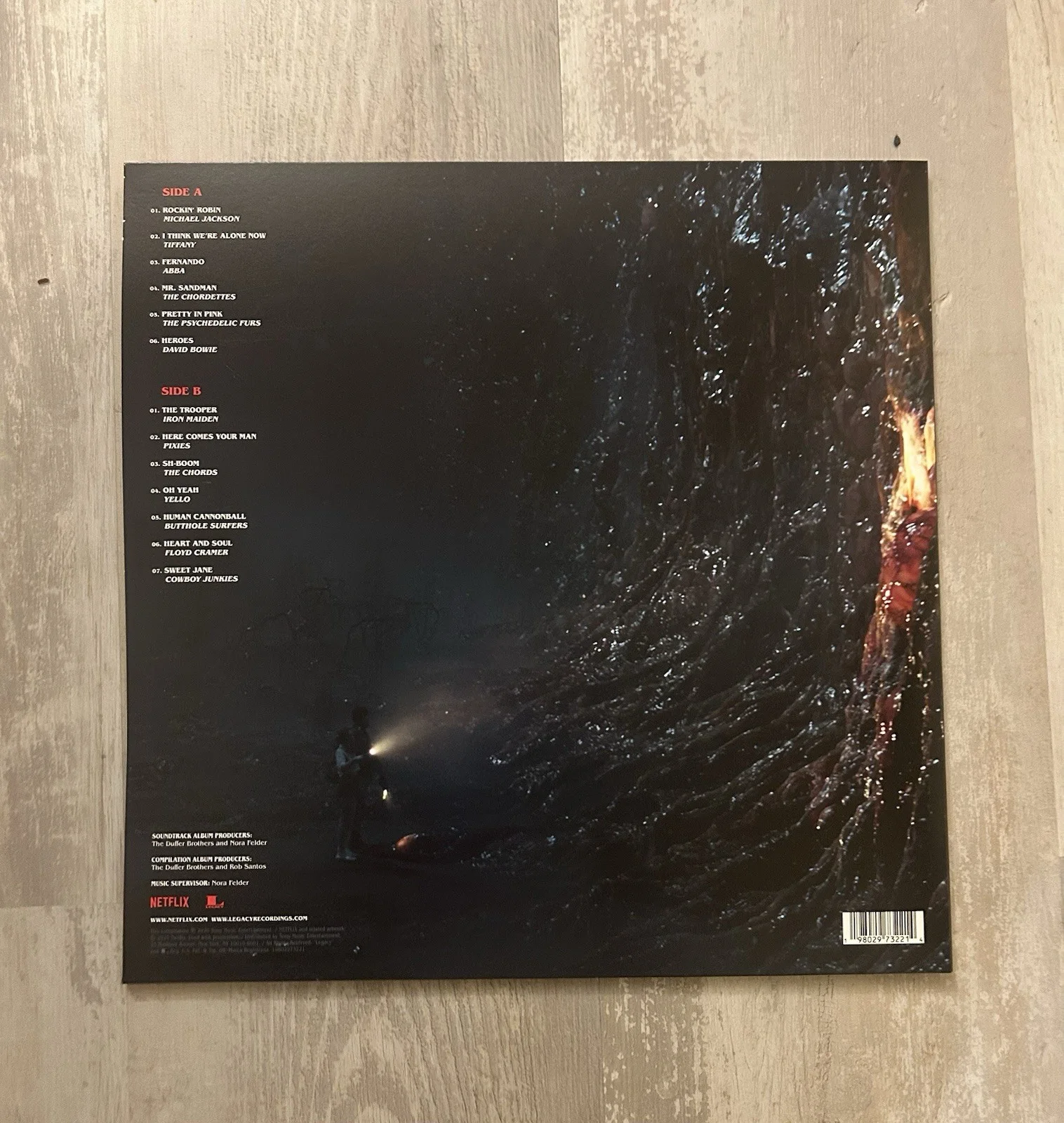 MAYA HAWKE SIGNED AUTOGRAPH STRANGER THINGS 5 SOUNDTRACK VINYL ALBUM PROOF, изображение 2