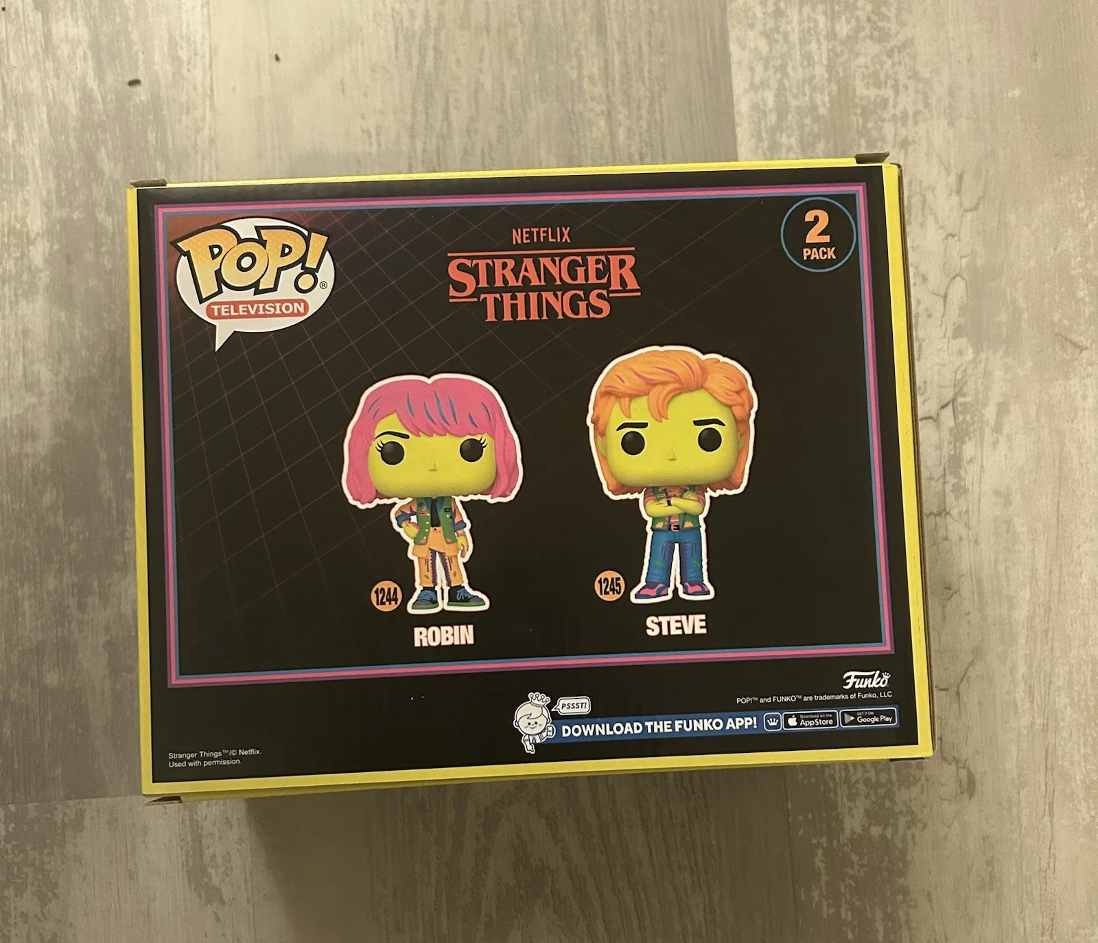 MAYA HAWKE JOE KEERY SIGNED AUTOGRAPH FUNKO POP STRANGER THINGS ROBIN & STEVE, изображение 2