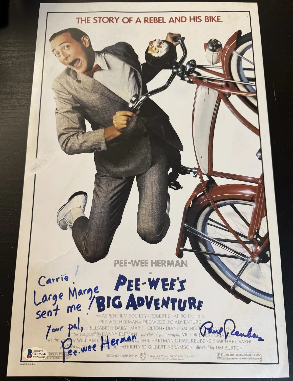 Paul Reubens — *DAMAGED Paul Reubens Signed Pee Wee’s Big Adventure 11x17 Photo BAS Autograph