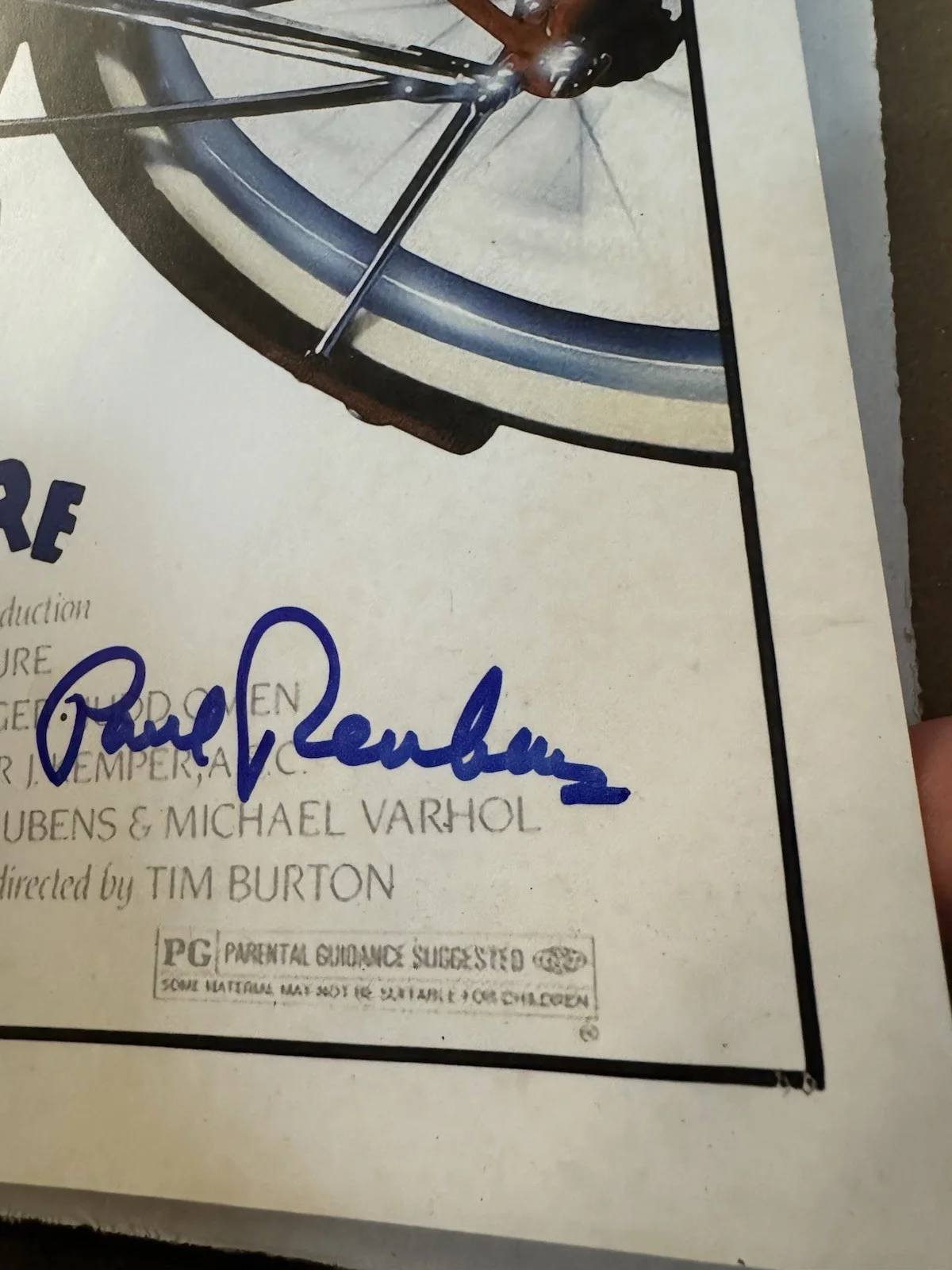 Paul Reubens — *DAMAGED Paul Reubens Signed Pee Wee’s Big Adventure 11x17 Photo BAS Autograph, изображение 4