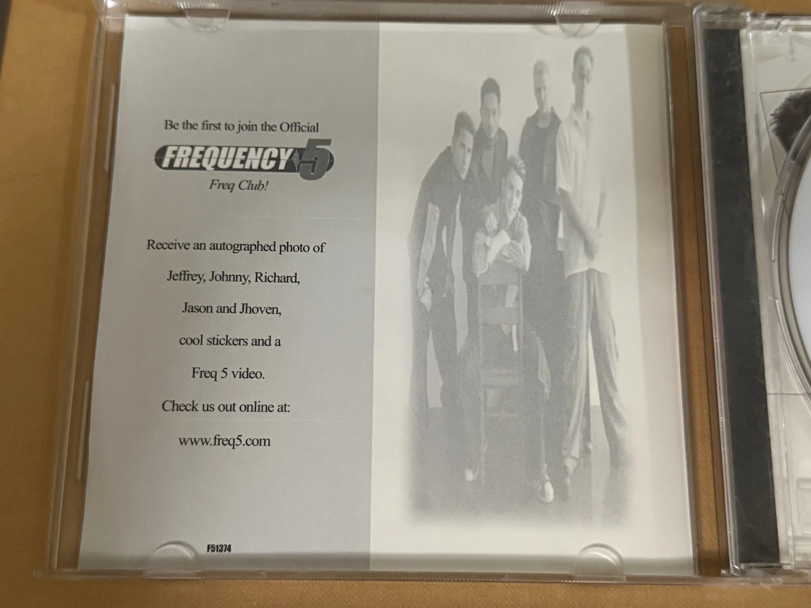 Frequency Five Under A Spell Signed CD Rare Autographed, изображение 4