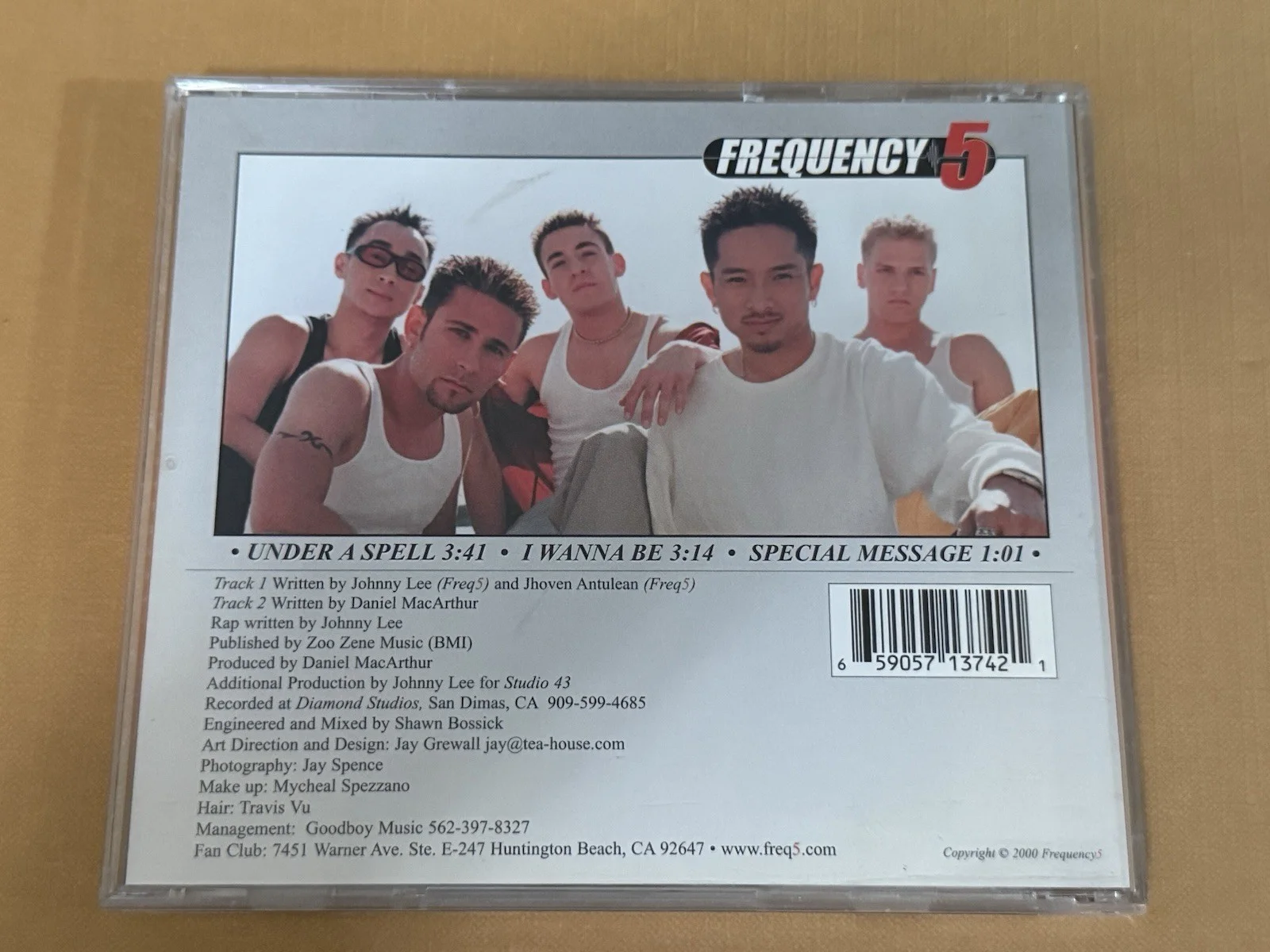 Frequency Five Under A Spell Signed CD Rare Autographed, изображение 5