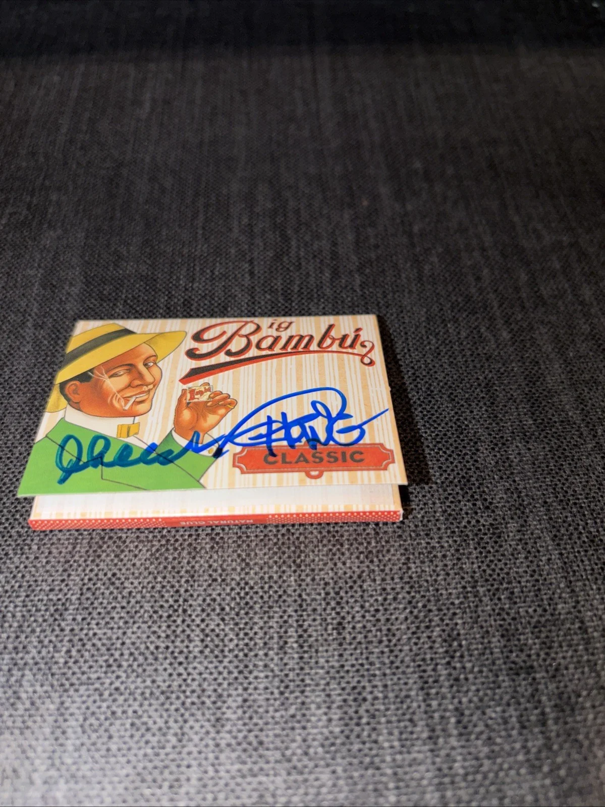 Cheech Marin Tommy Chong — Signed Cheech Marin and Tommy Chong Big Bambu Zig Zag Rolling Papers JSA COA, image 3