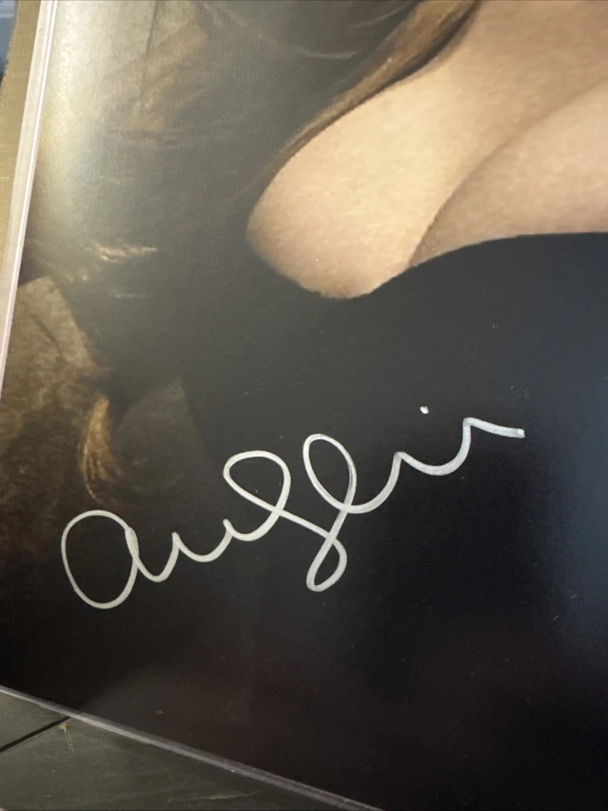 Amanda Seyfried — AMANDA SEYFRIED Autographed 11x14 PHOTO Signed OCCM, image 2