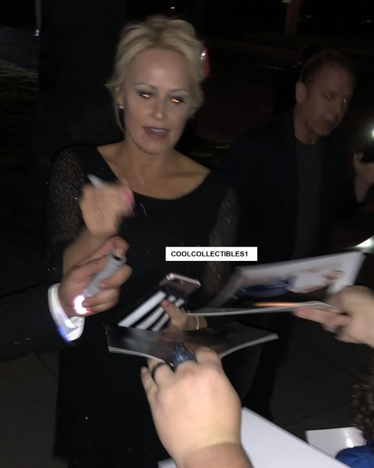 JOSIE BISSETT of MELROSE PLACE IN PERSON SIGNED 8X10 COLOR PHOTO "PROOF" 1 COA, изображение 2