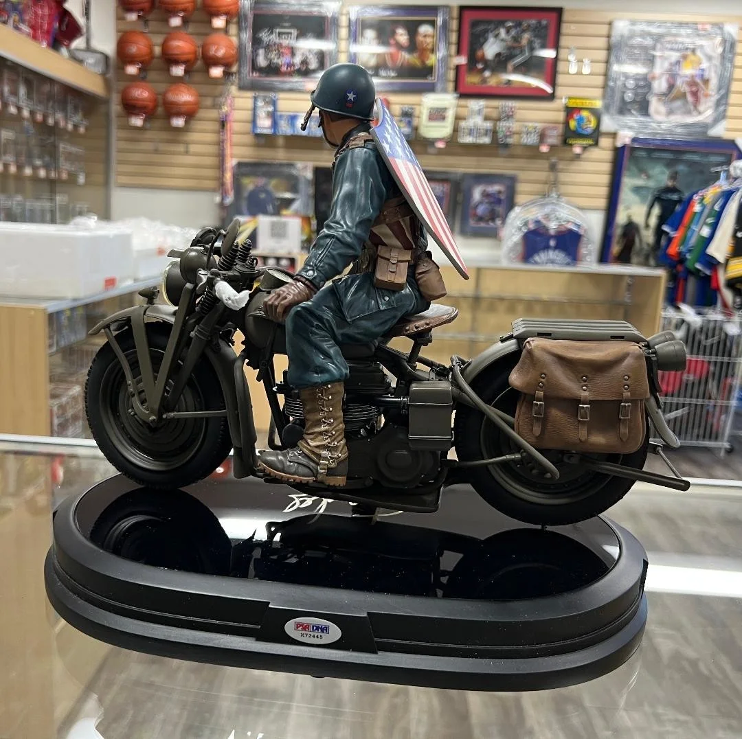 Stan Lee — PSA/DNA Authentic Stan Lee Autograph Captain America On Motorcycle Statue #/320, image 5