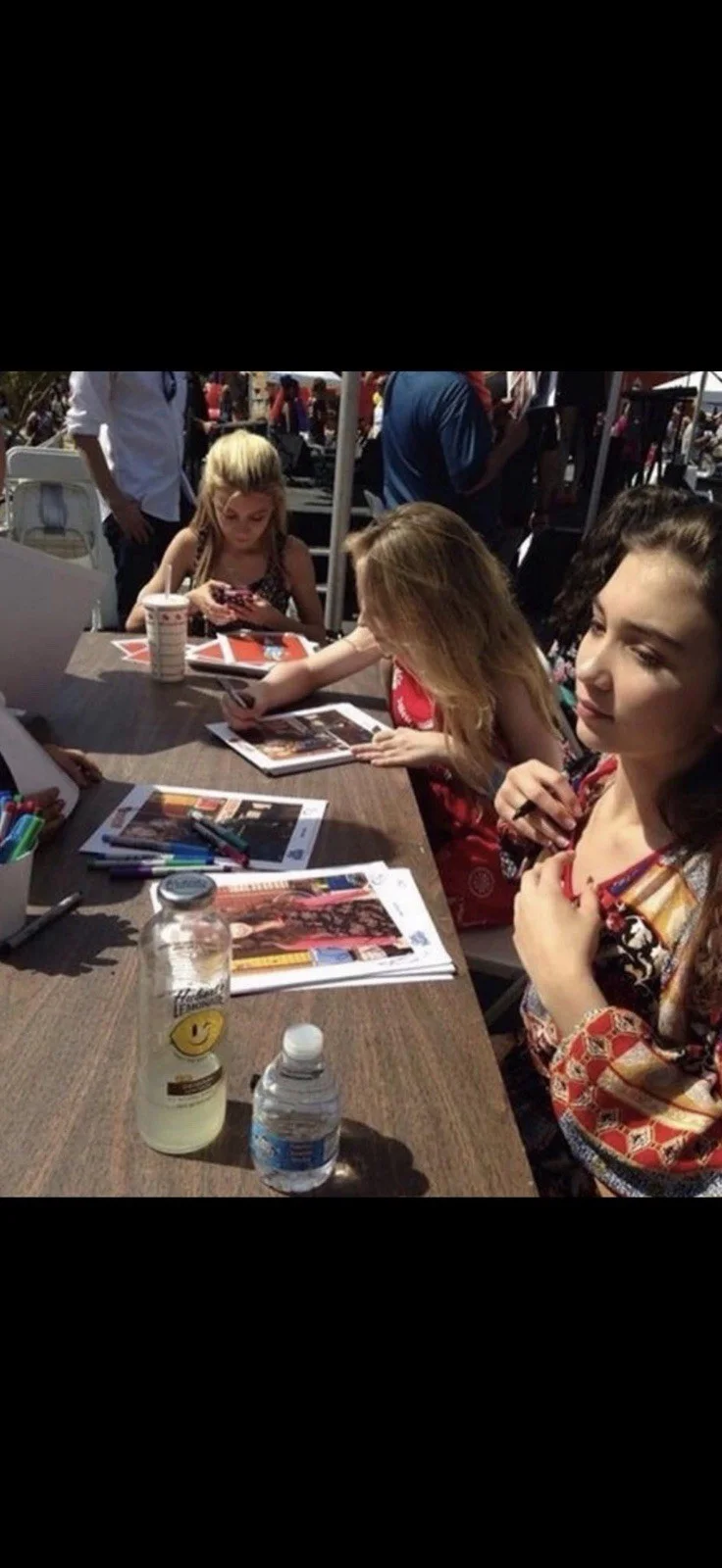 Sabrina Carpenter — Sabrina Carpenter Original Signed Photo Girl Meets World Television Memorabilia, изображение 3