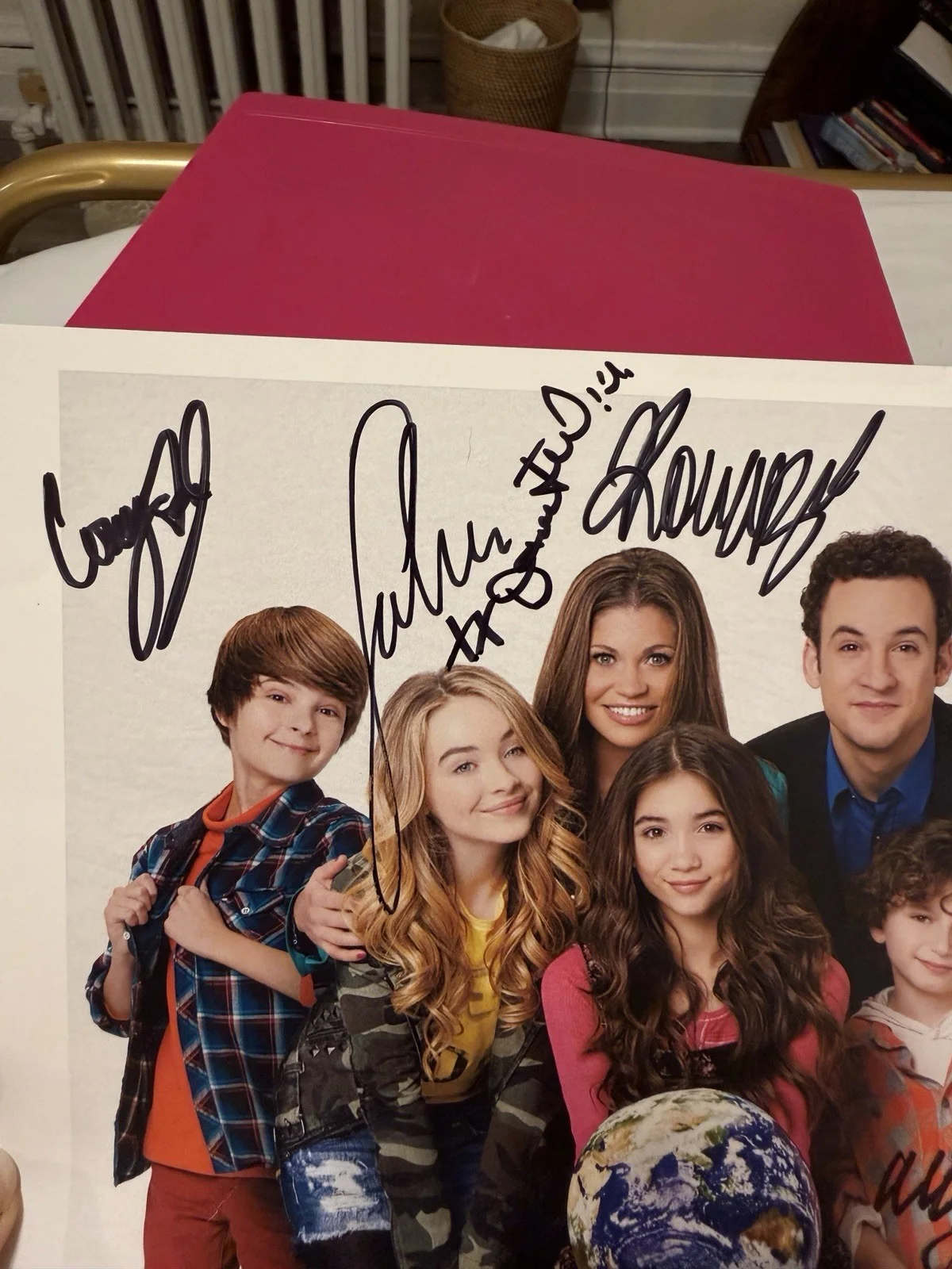 Corey Fogelmanis, Danielle Fishel, Ben Savage, Peyton Meyer, Row­ — Girl Meets World Signed Cast Photo Television Memorabilia Sabrina Carpenter, изображение 2