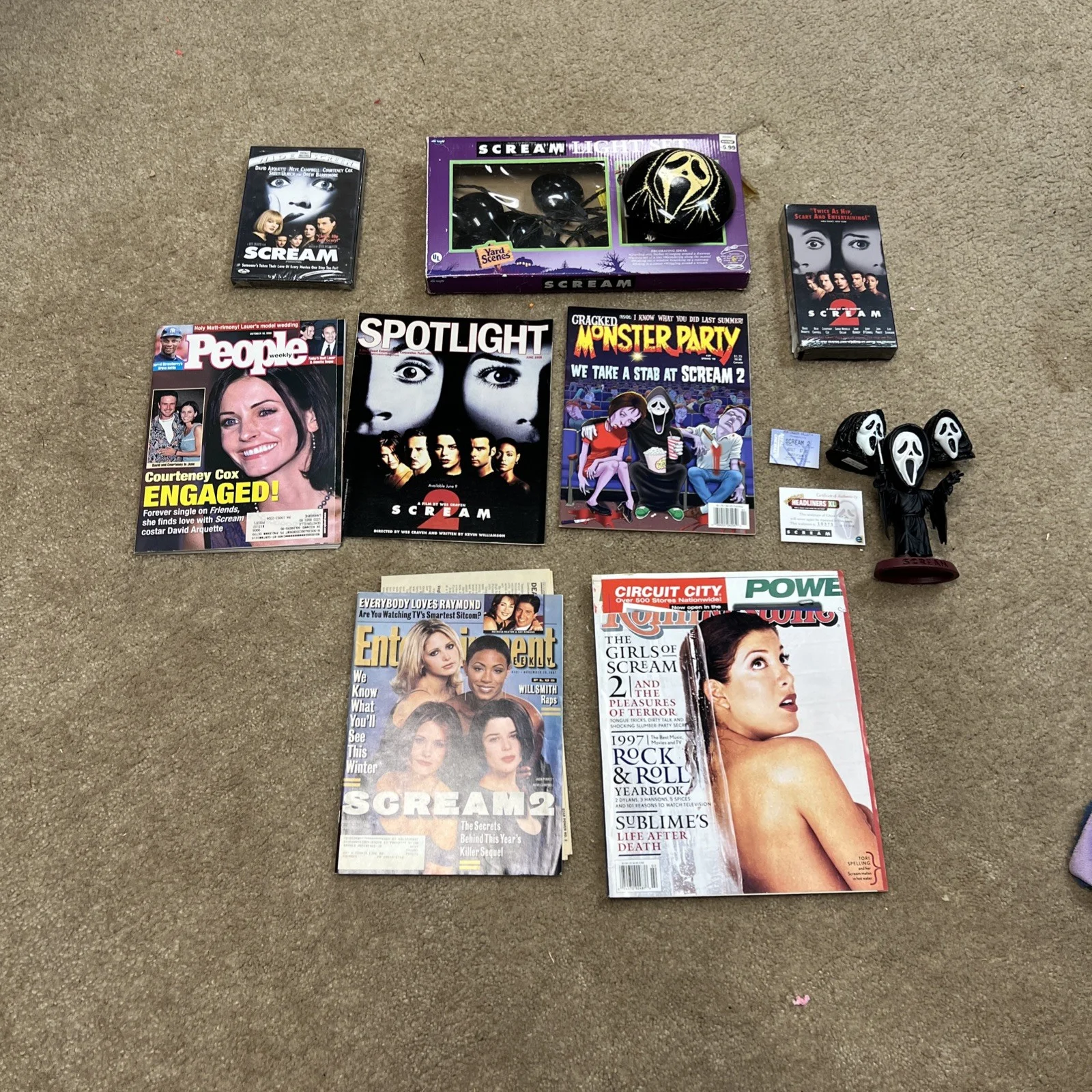Scream Movie Lot Neve Campbell. Ghost Face, image 4