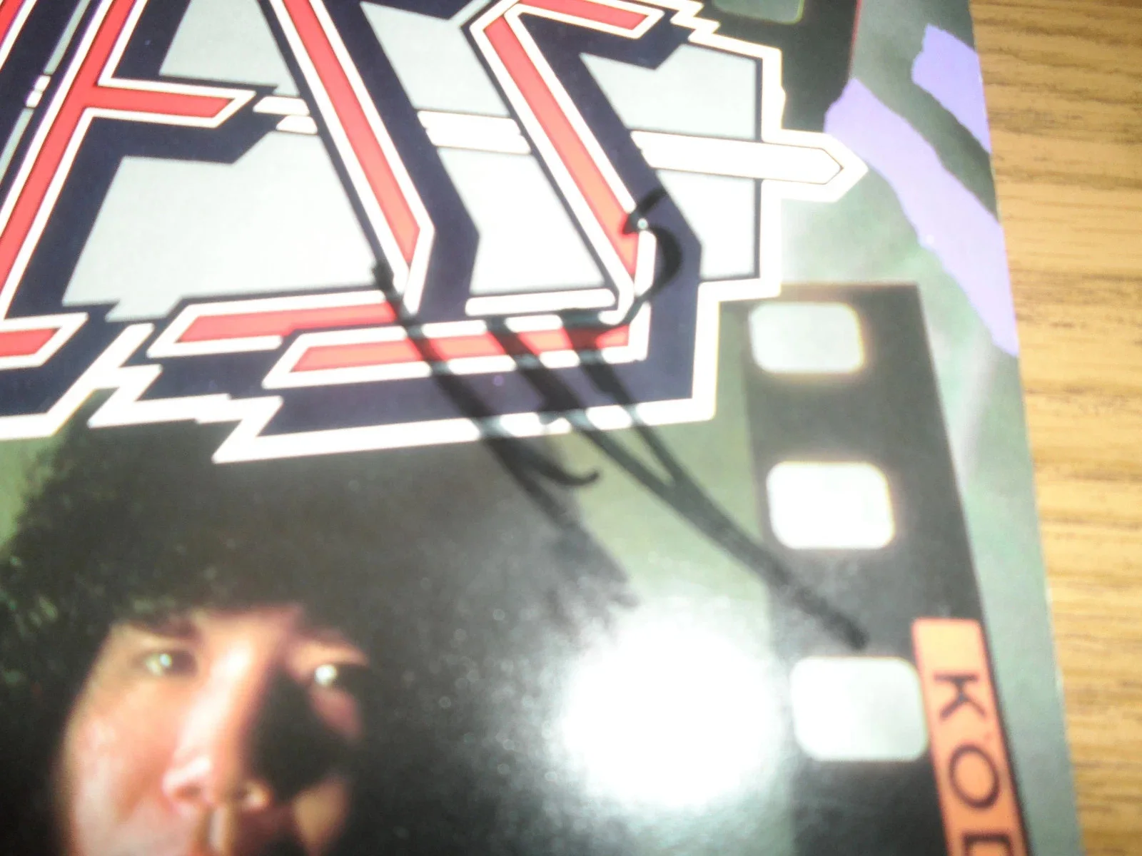 LOUDNESS AUTHENTIC SIGNED/AUTOGRAPHED VINYL RECORD ALBUM AKIRA TAKASAKI, изображение 2
